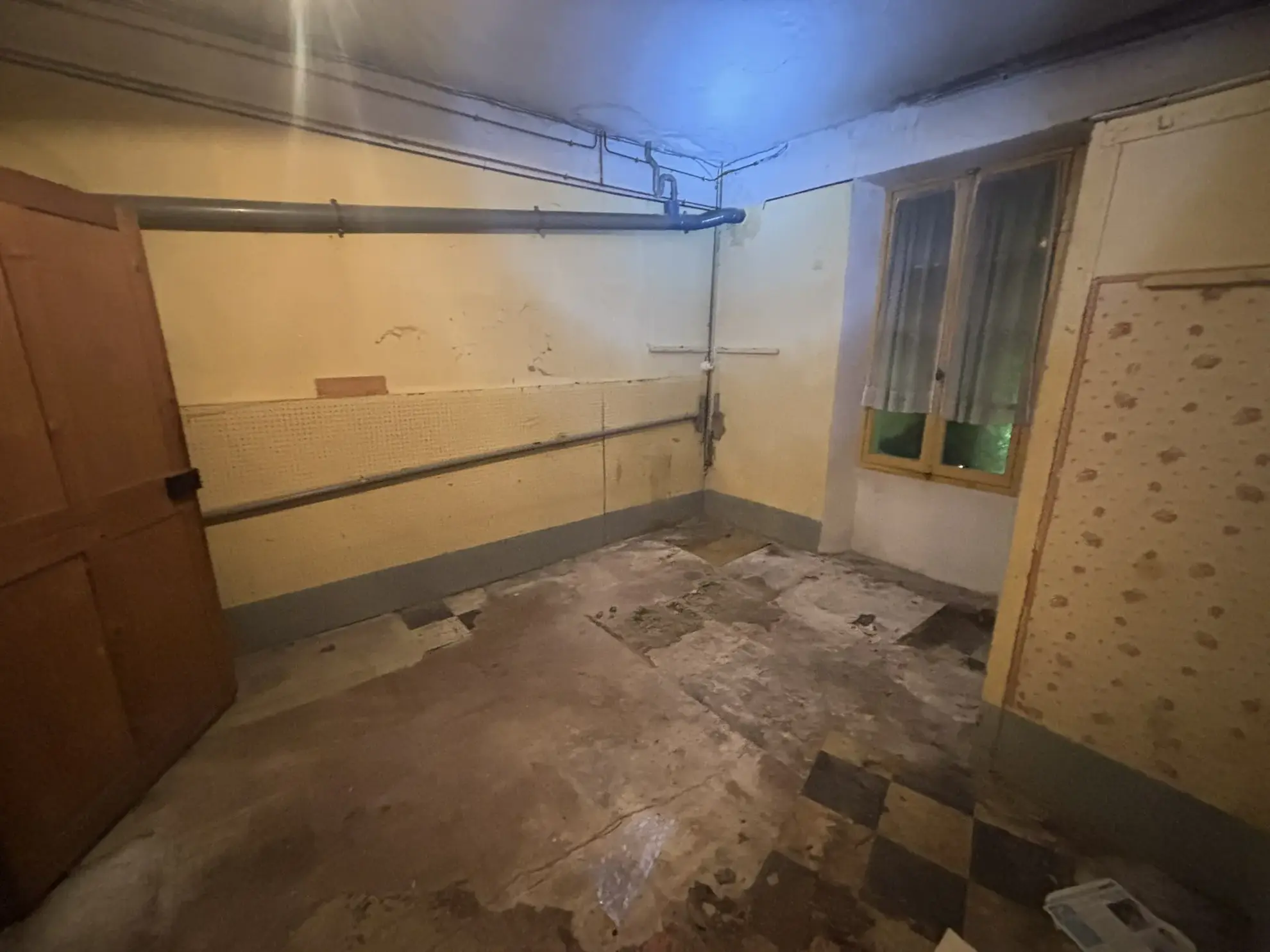 Maison de village à rénover avec jardin et garage au cœur de Buis-les-Baronnies 