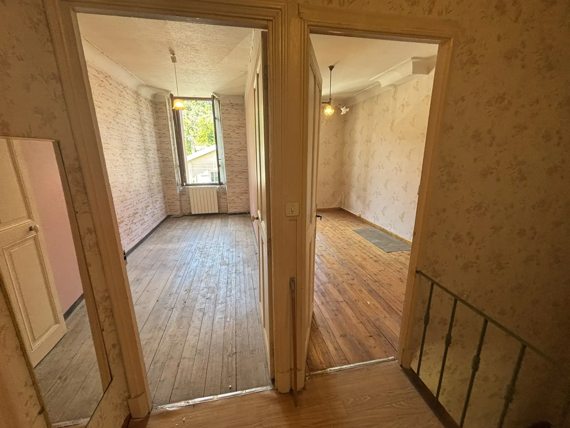 Maison de village à rénover avec jardin et garage au cœur de Buis-les-Baronnies 