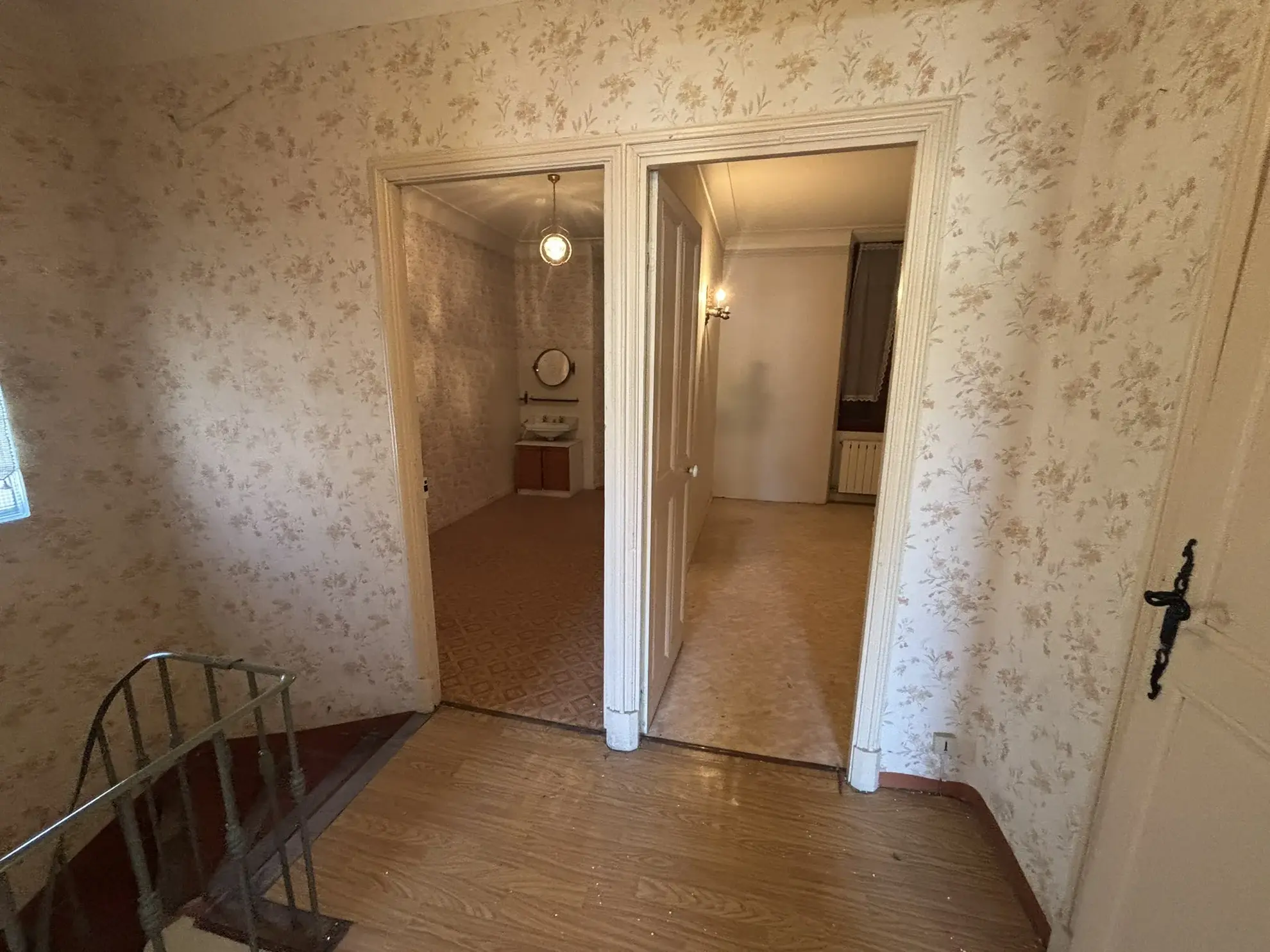 Maison de village à rénover avec jardin et garage au cœur de Buis-les-Baronnies 