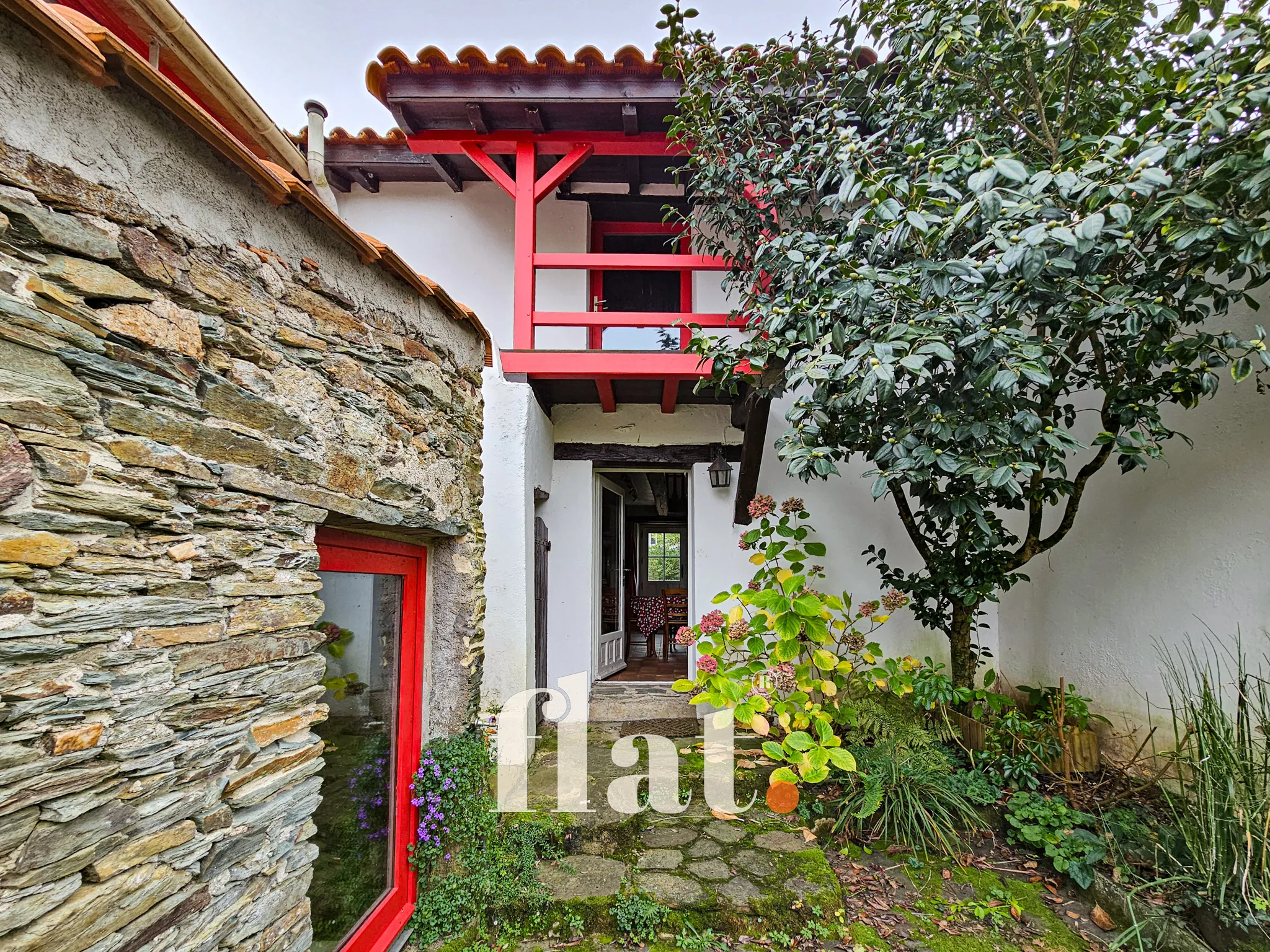 Maison de 122 m² avec jardin et charme authentique à Pont-Saint-Martin 