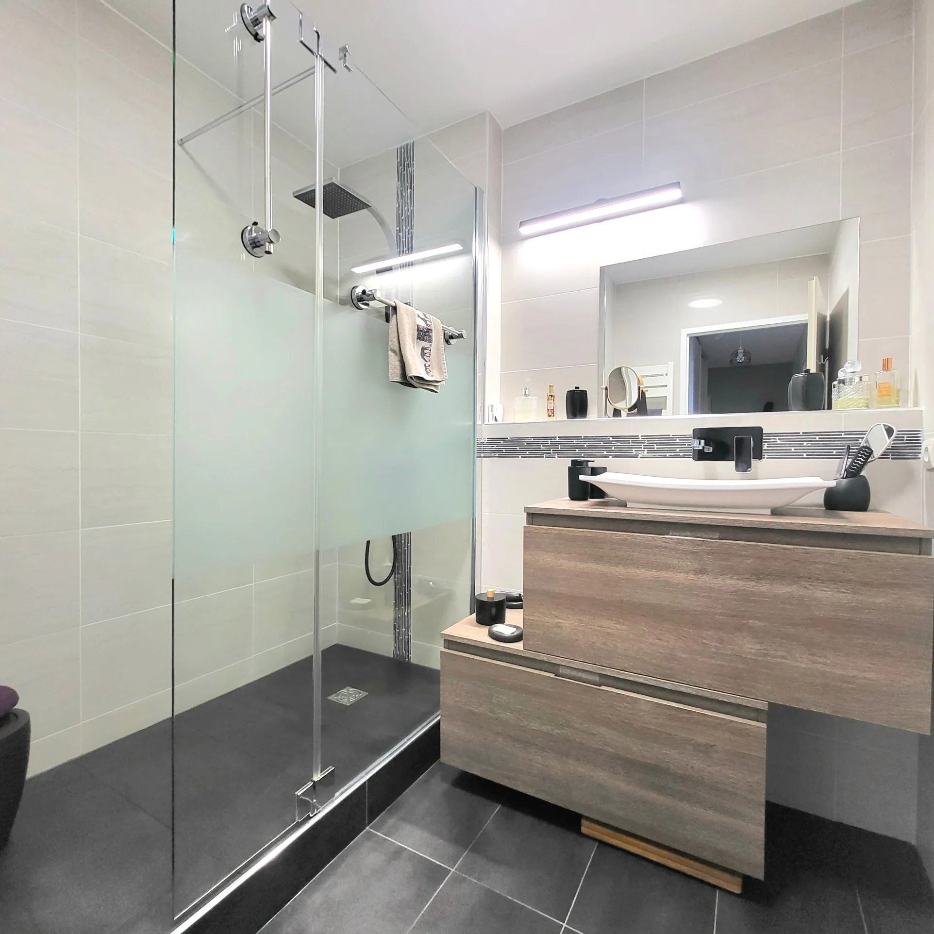 Appartement T4 lumineux avec parking à Pontoise, secteur recherché 