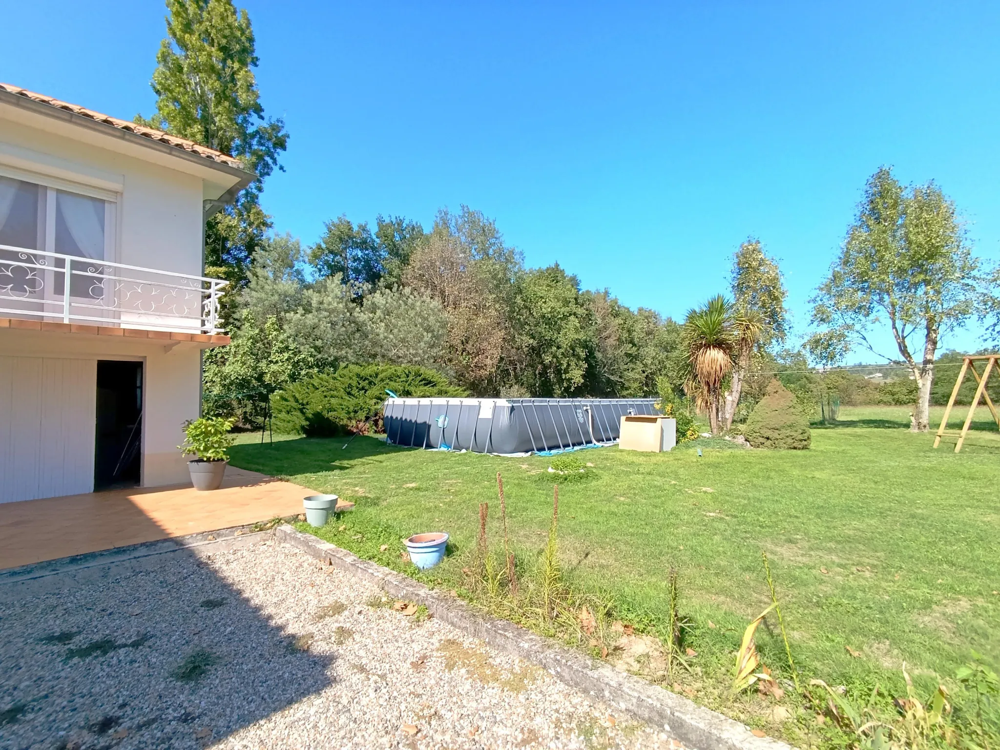 Maison de 161 m² avec grand terrain à Nérac proche commodités 