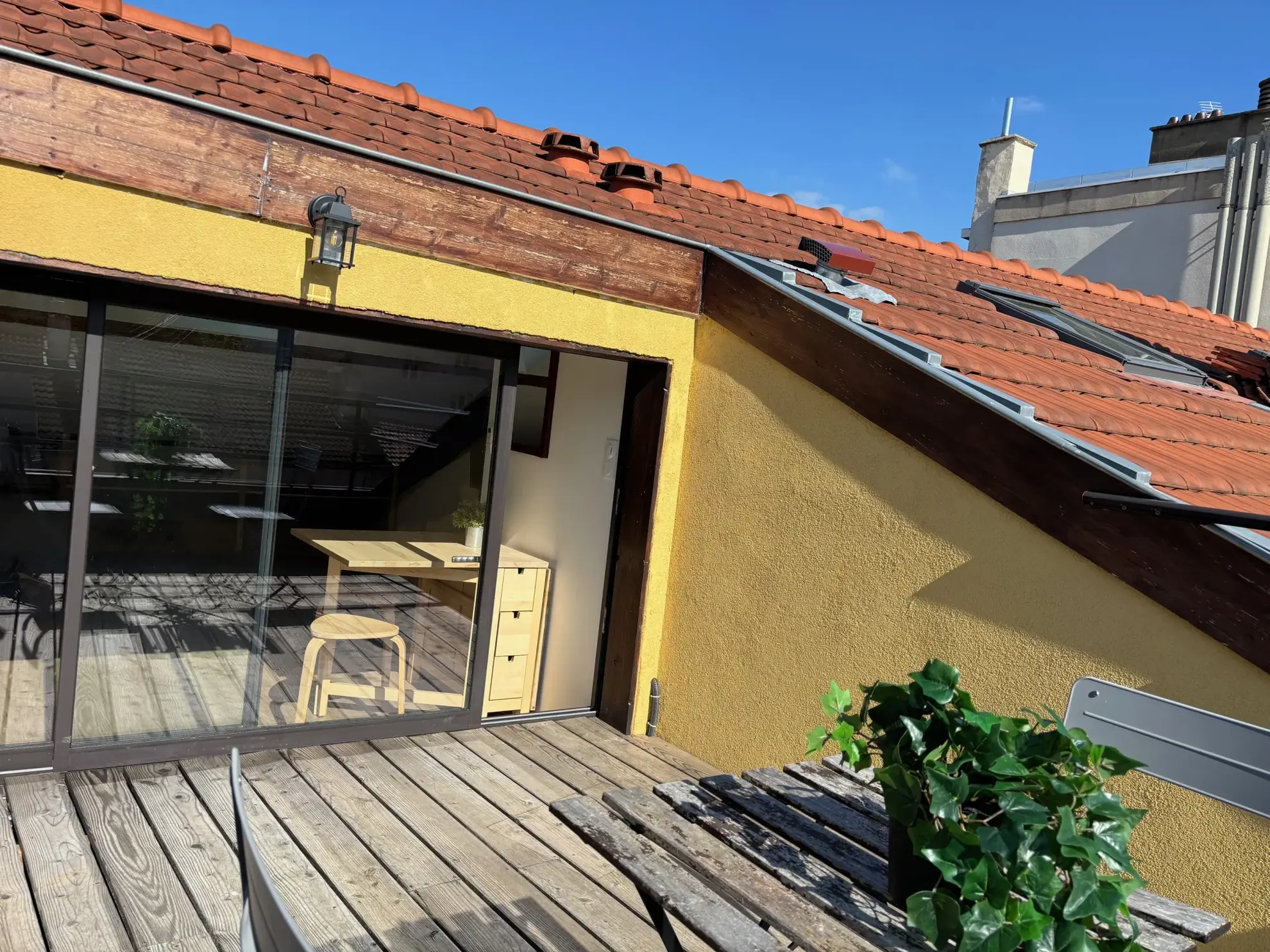 Appartement T3 avec terrasse à Saint-Étienne, proche Châteaucreux