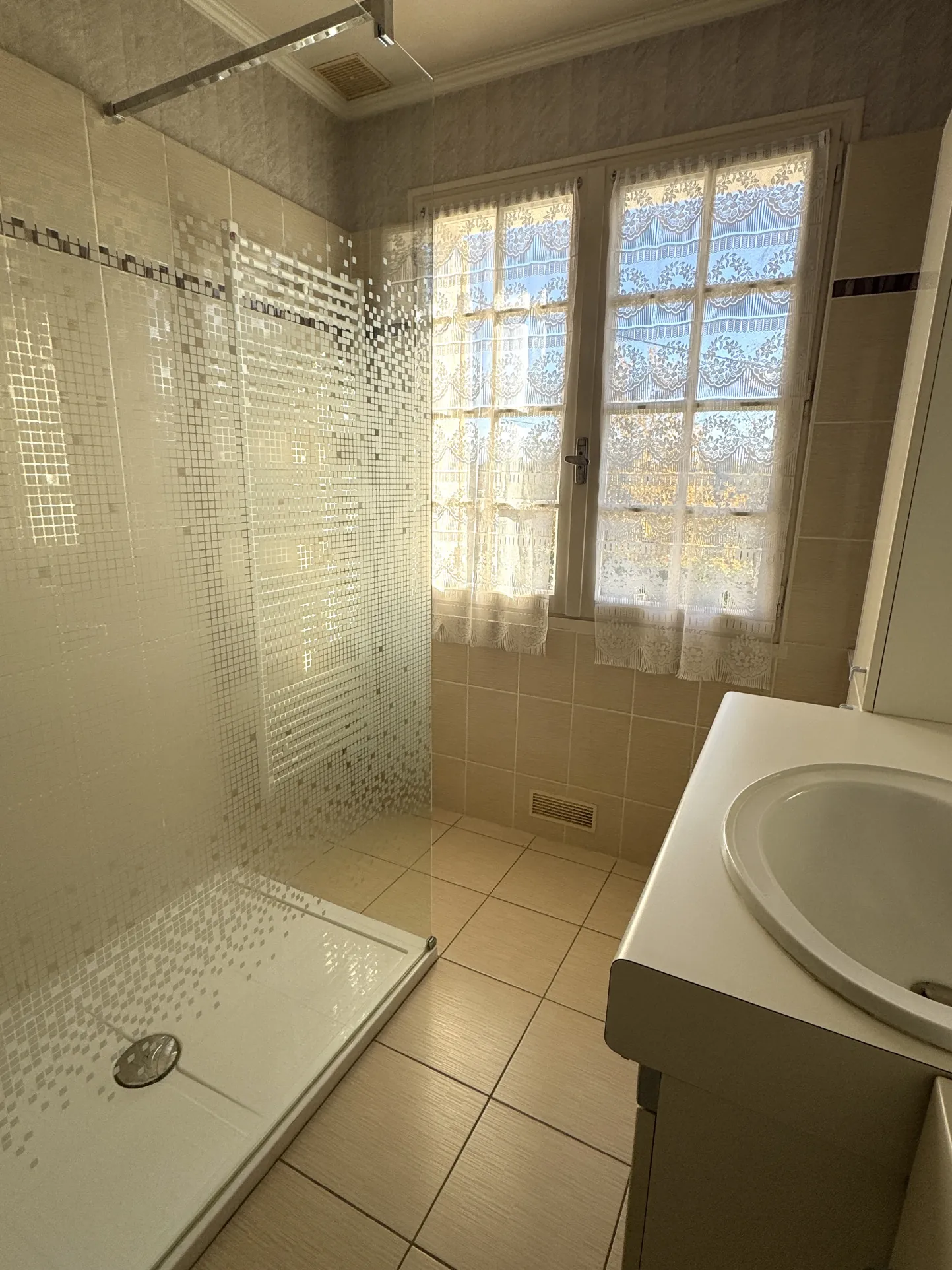 Belle maison de 130 m² à vendre à Ribérac, calme et proche commodités 