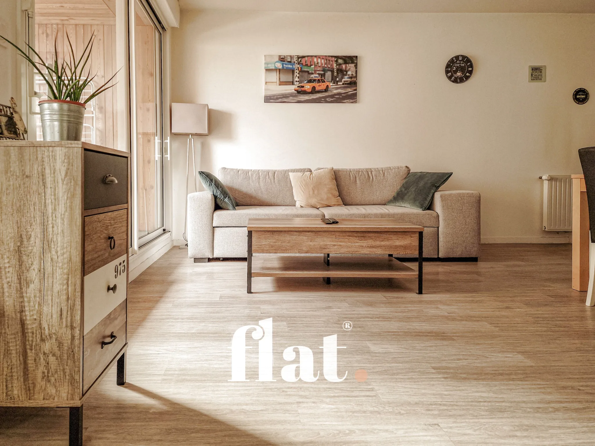 Appartement 2 bis avec terrasse et stationnement sécurisé à Nantes