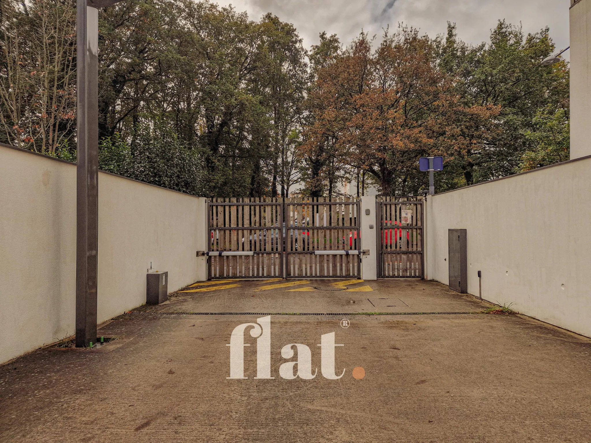 Appartement 2 bis avec terrasse et stationnement sécurisé à Nantes 