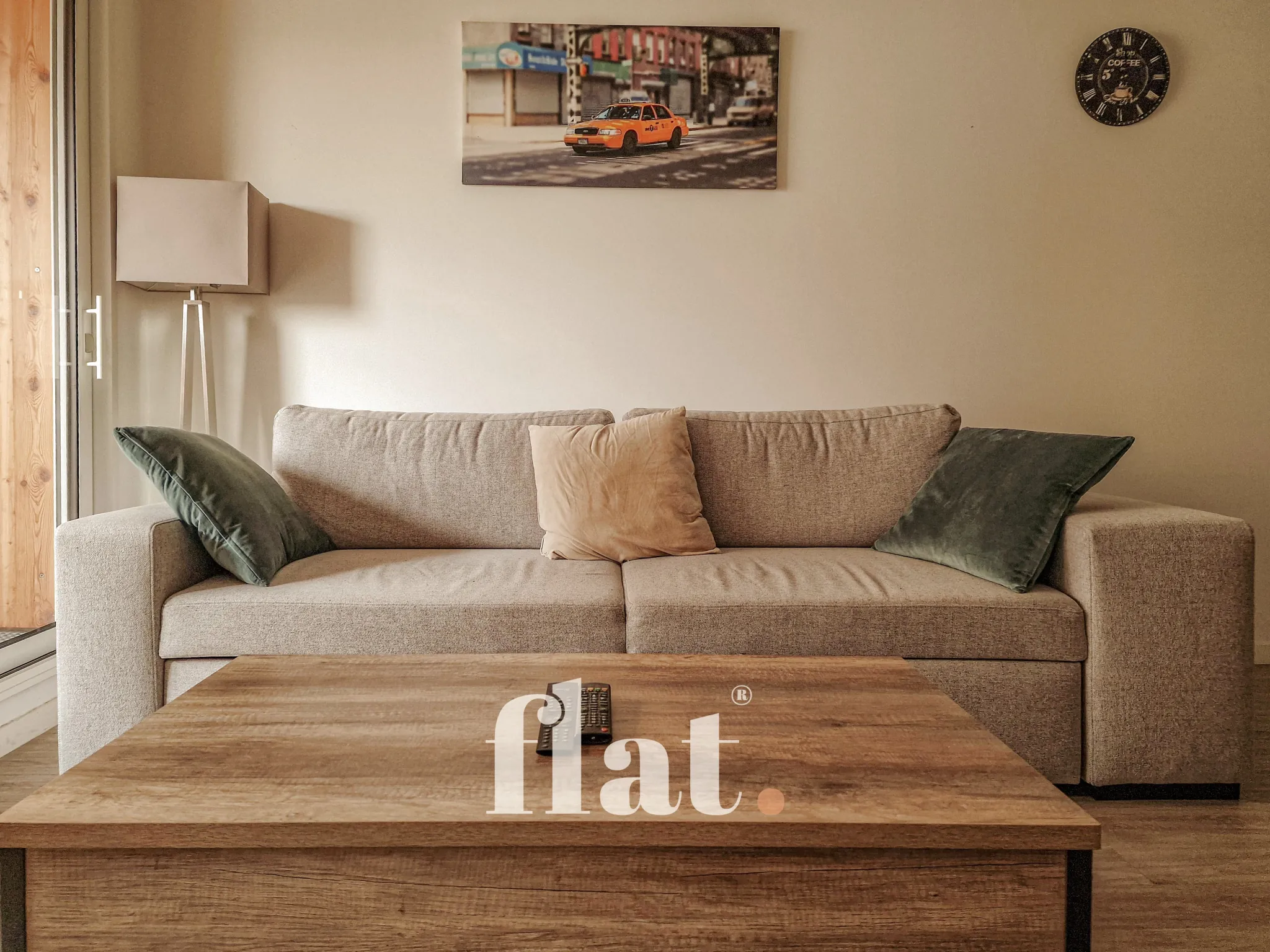 Appartement 2 bis avec terrasse et stationnement sécurisé à Nantes 