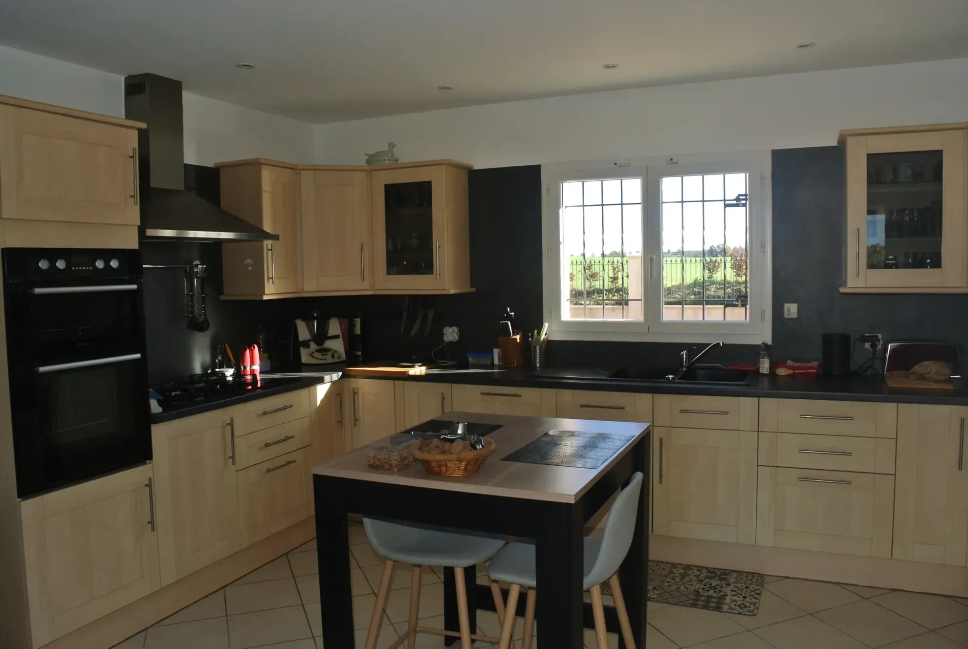 Maison à vendre à Miramont-de-Guyenne avec piscine et garage 