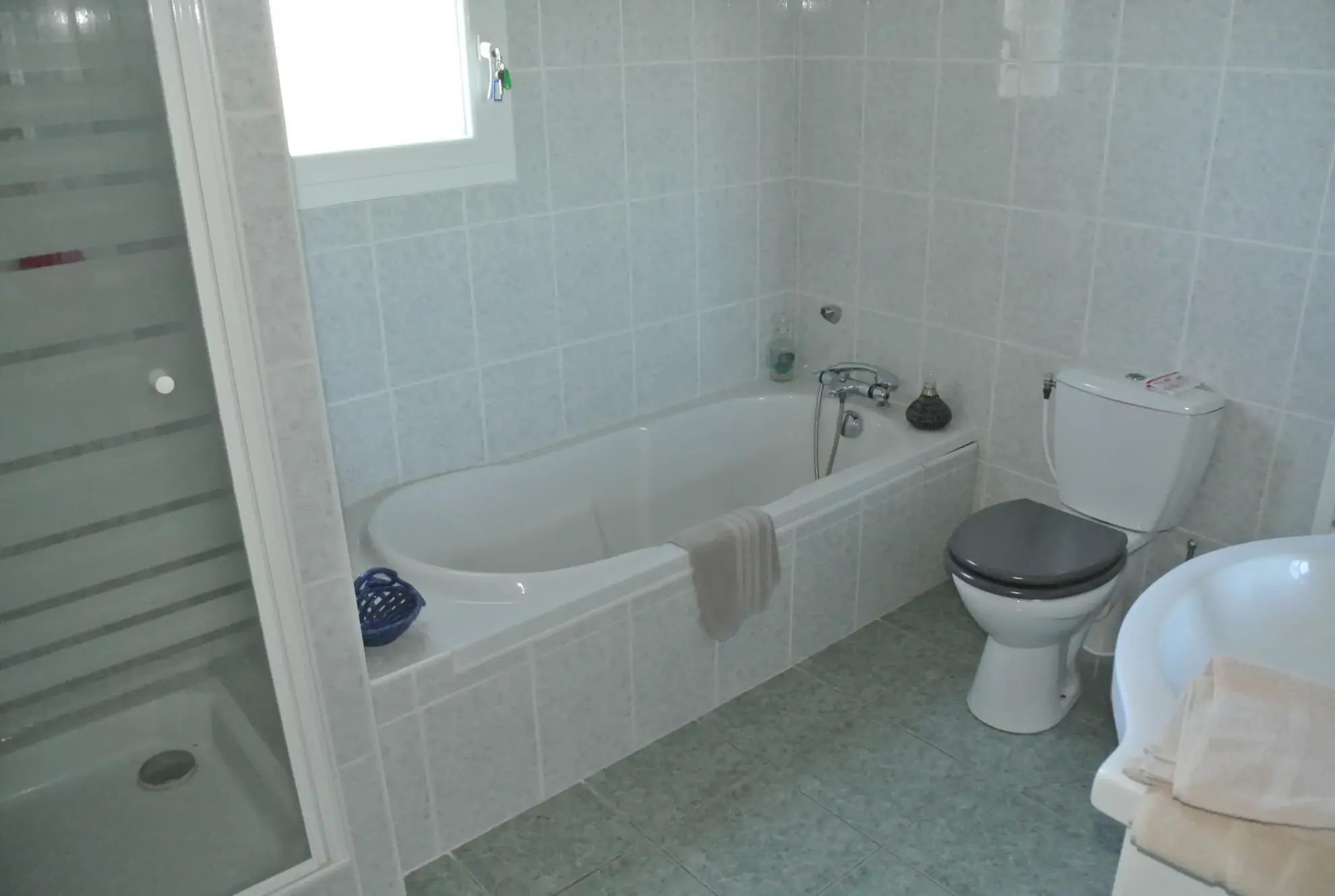 Maison à vendre à Miramont-de-Guyenne avec piscine et garage 