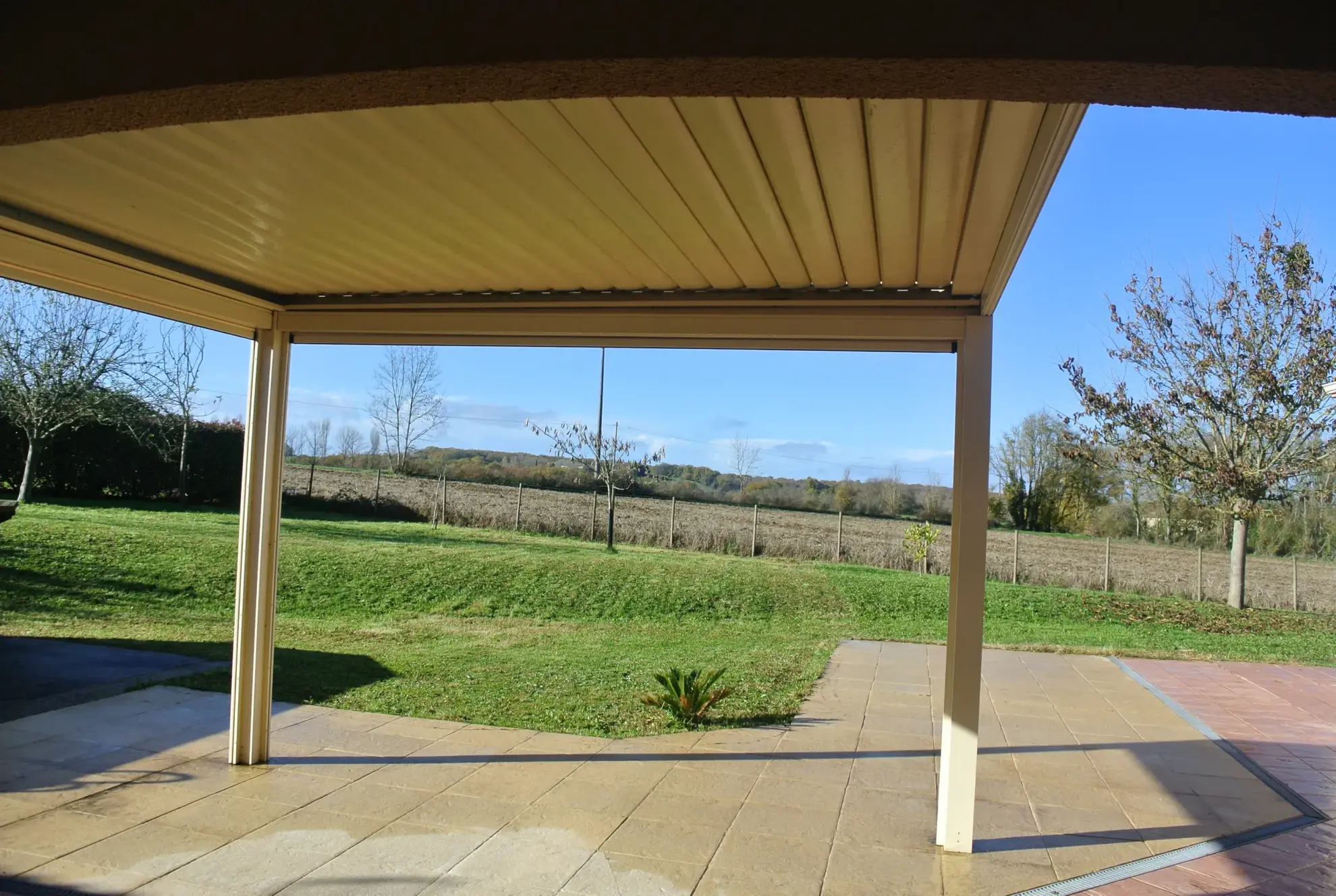 Maison à vendre à Miramont-de-Guyenne avec piscine et garage 