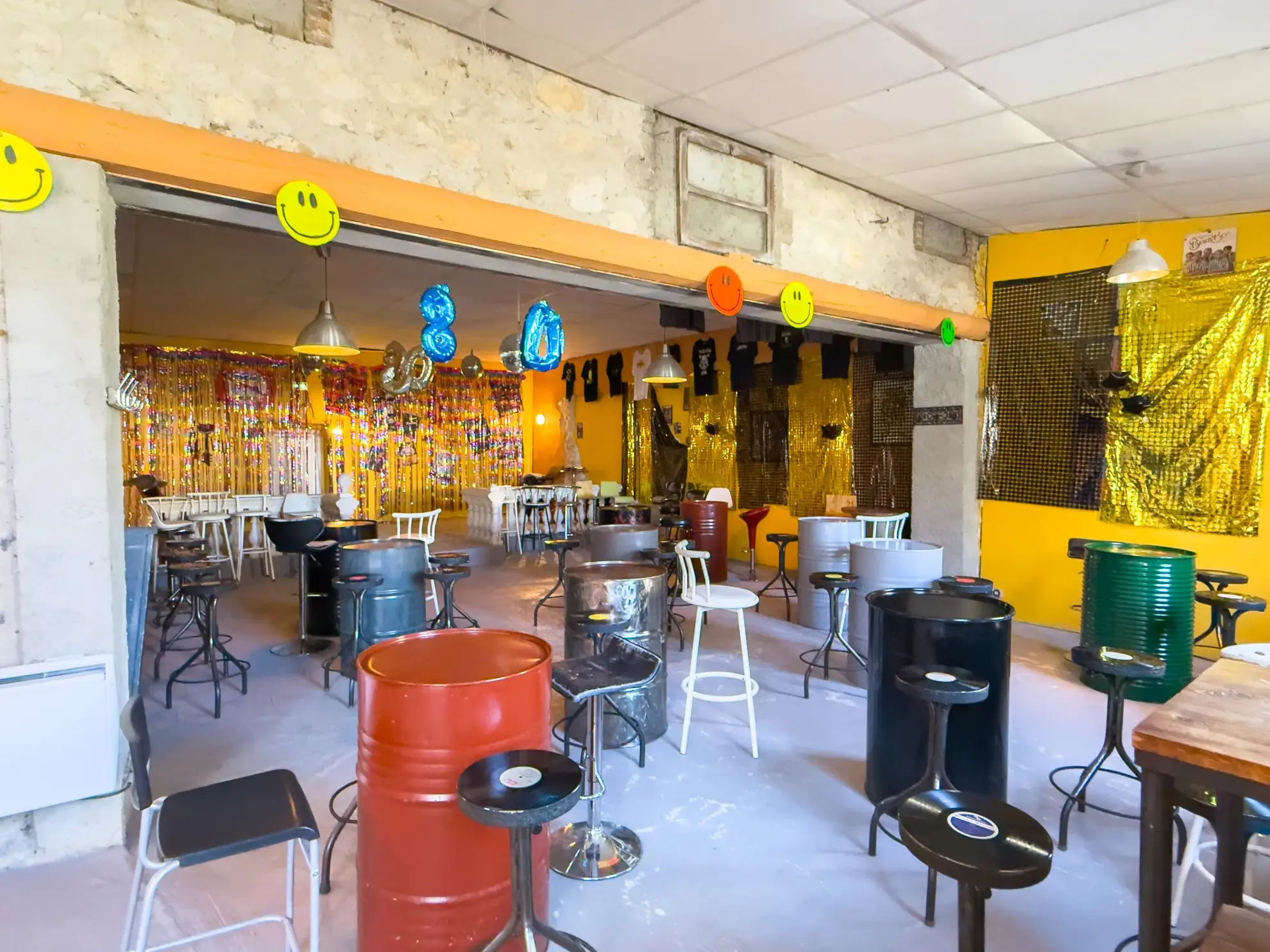 Murs commerciaux pour bar et concerts à Meysse - Opportunité à saisir 