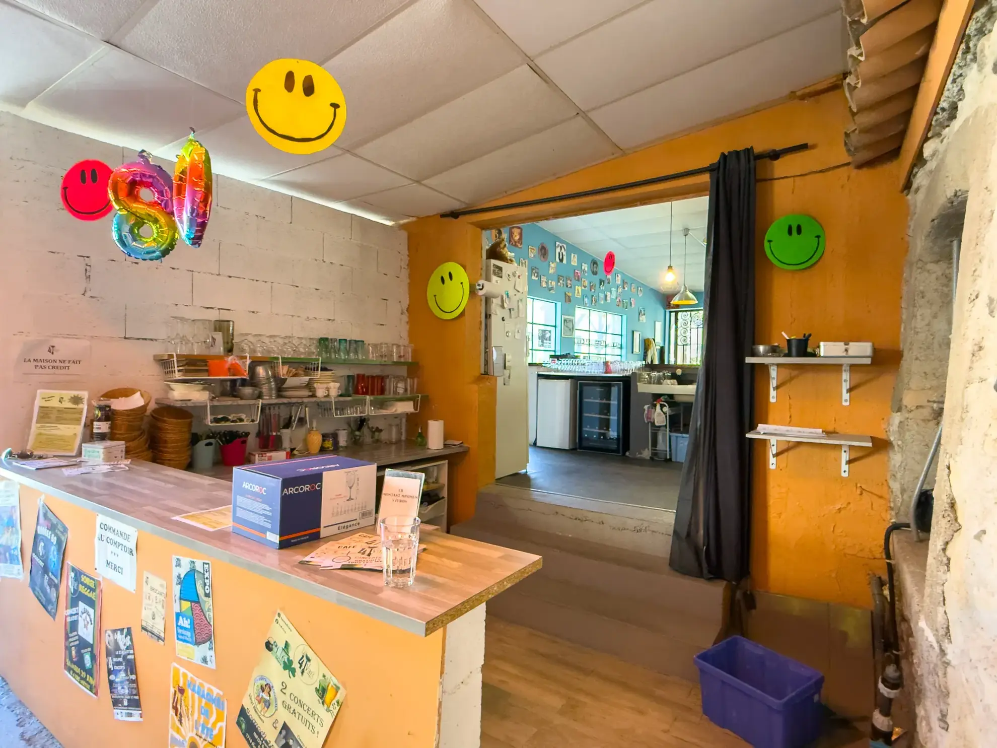 Murs commerciaux pour bar et concerts à Meysse - Opportunité à saisir 