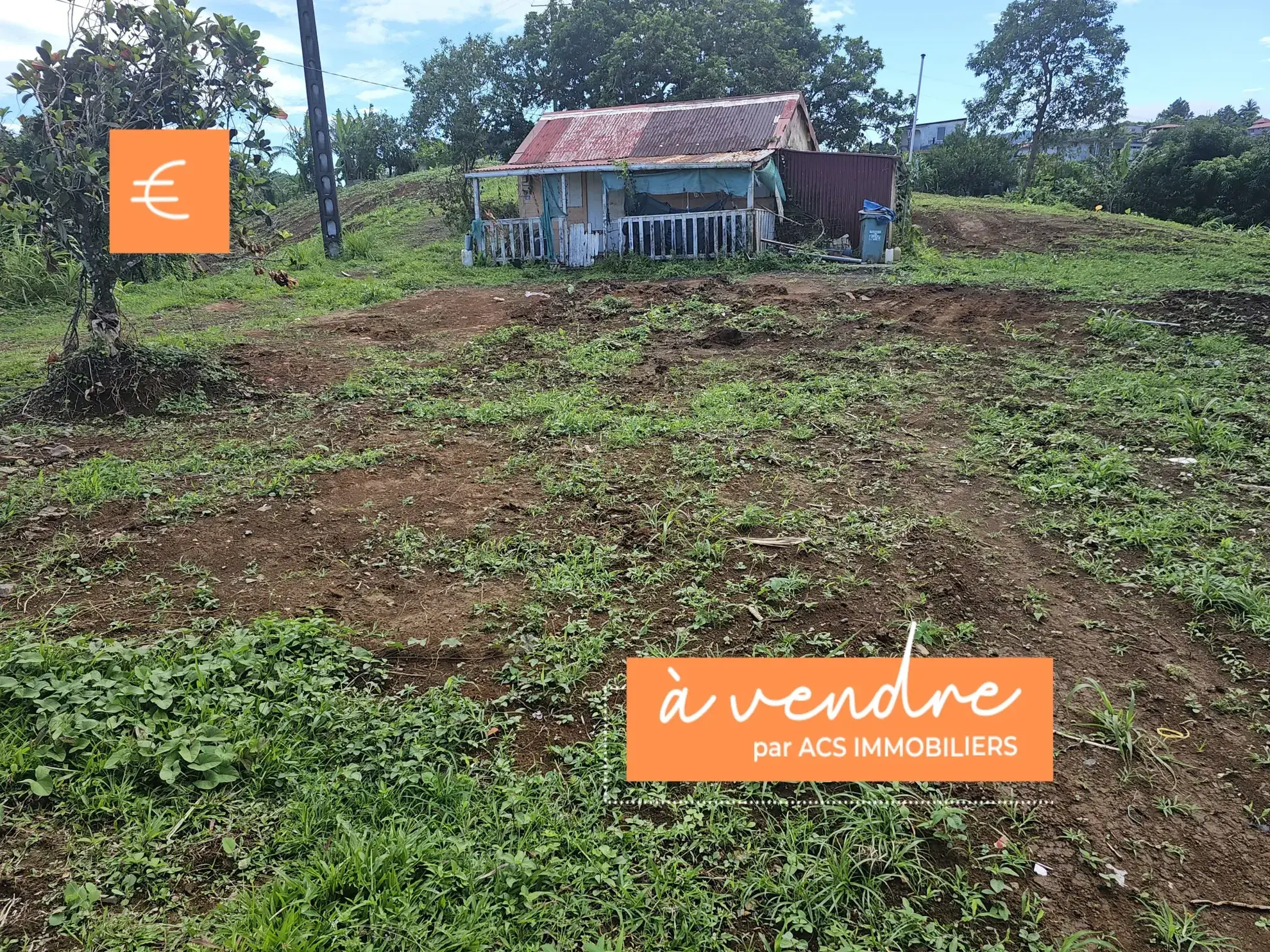 Terrain constructible plat de 461 m² au Morne des Esses à vendre