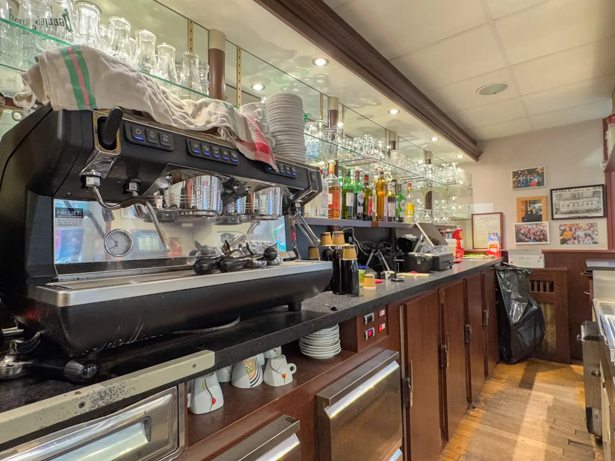 Fonds de commerce bar-restaurant avec licence IV à Saint-Sauveur-de-Montagut en Ardèche 