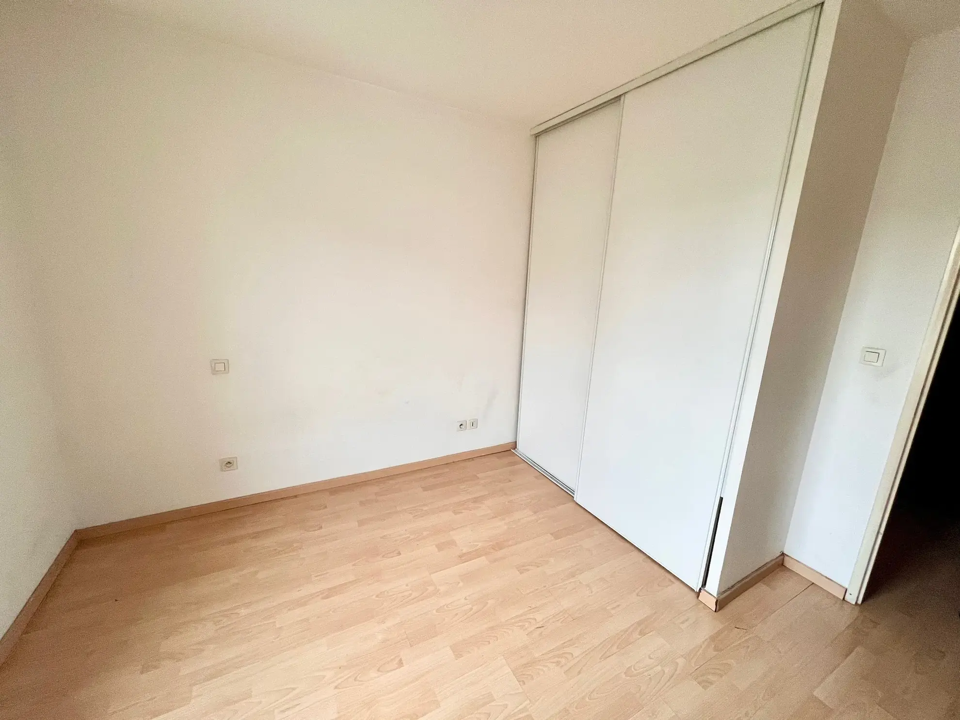 Appartement T3 à Nanterre de 57 m² avec cave, proche centre-ville 