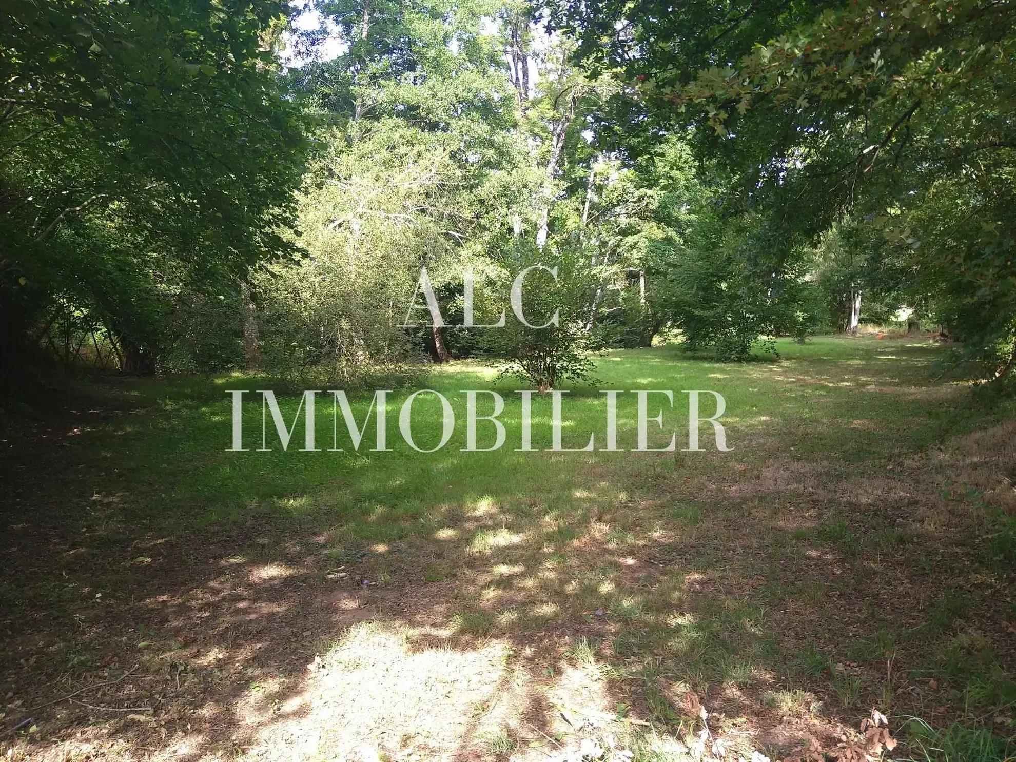 Terrain de loisir de 1555 m² à vendre à St Ceneri le Gerei