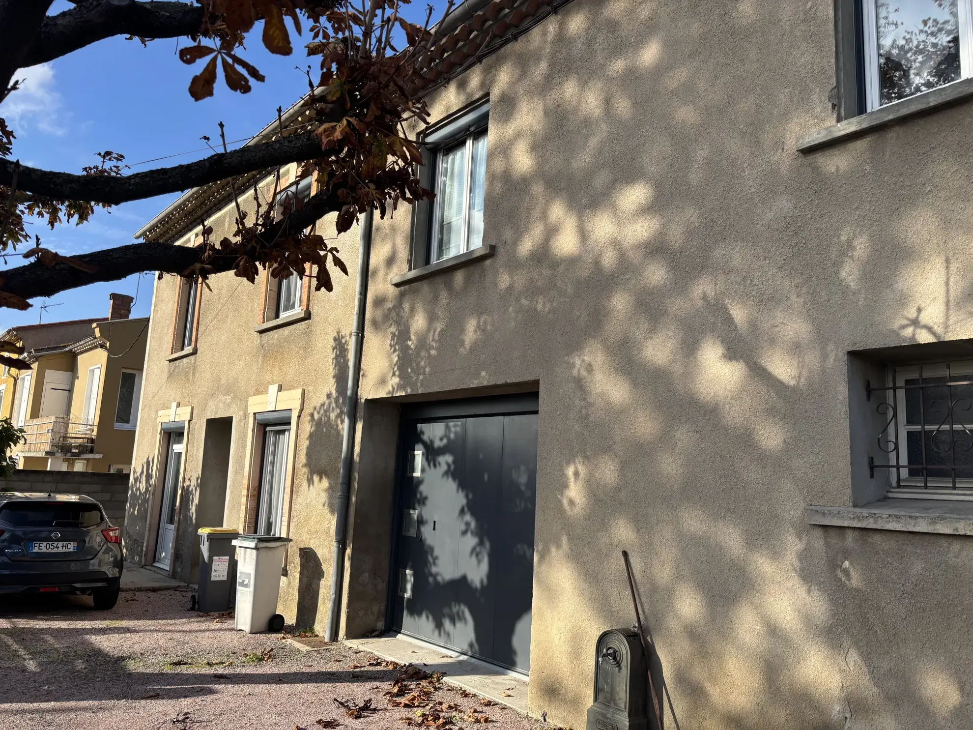 Maison familiale spacieuse à Pezens – 134 m² avec jardin et garage 