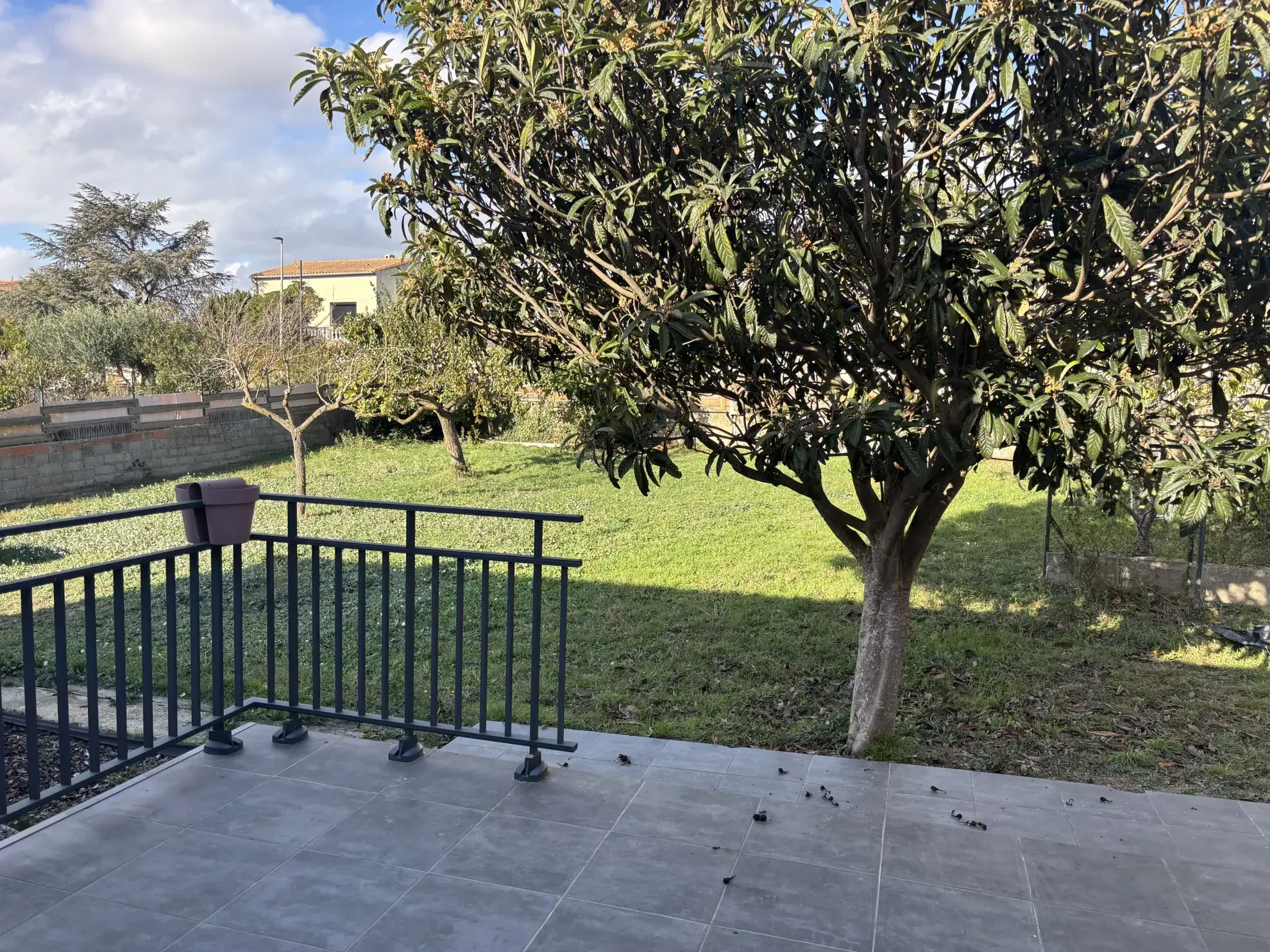 Maison familiale spacieuse à Pezens – 134 m² avec jardin et garage 