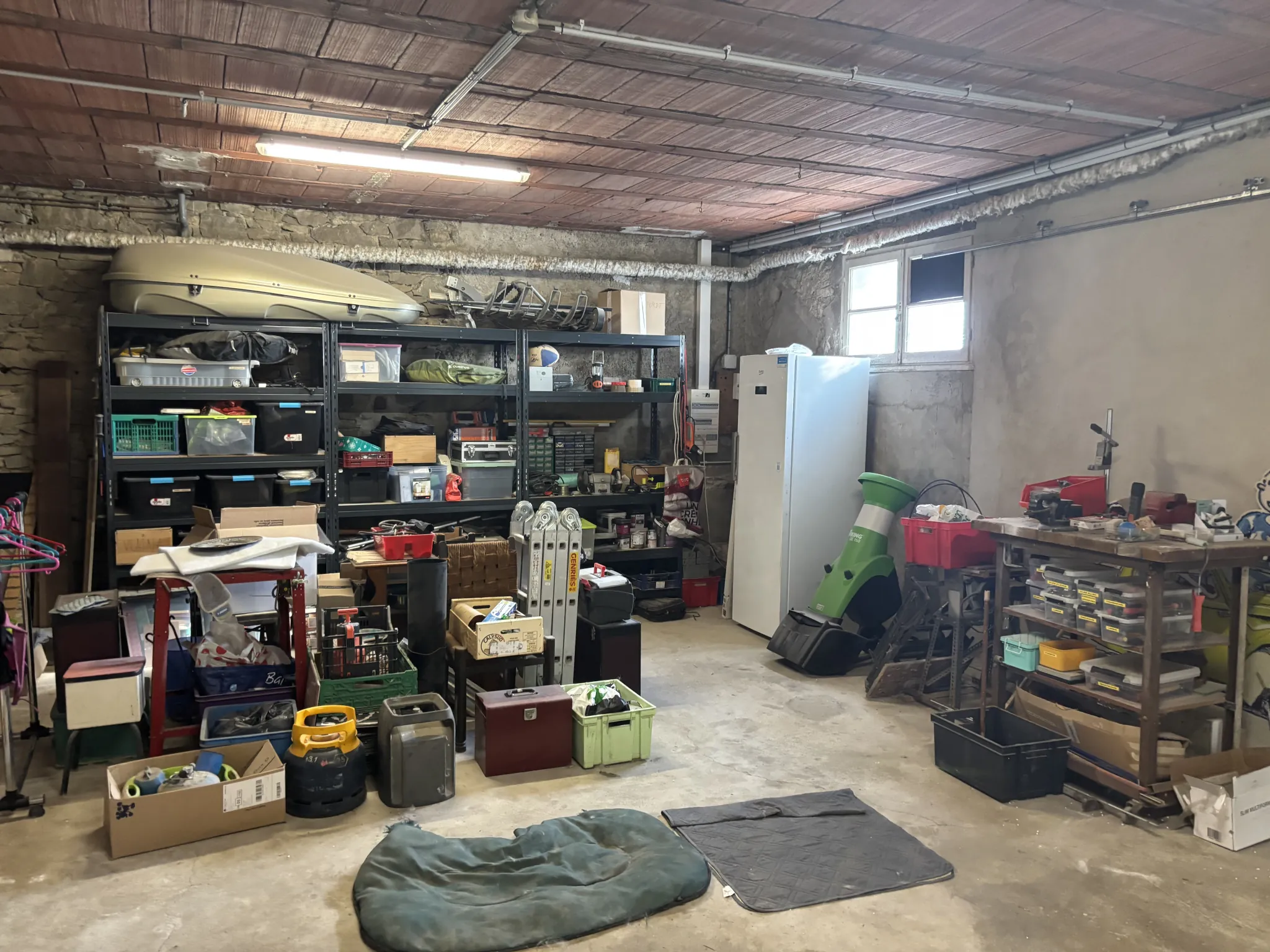 Maison familiale spacieuse à Pezens – 134 m² avec jardin et garage 