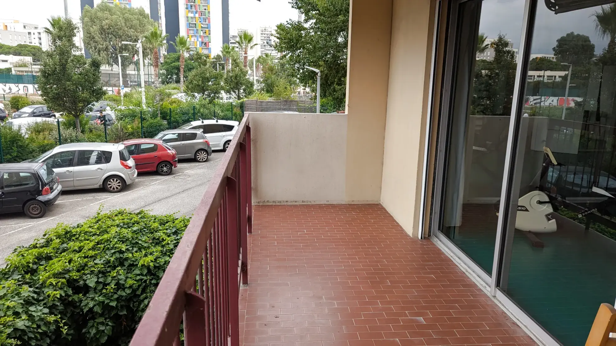 Appartement 2 pièces neuf à Chessy avec parking, livraison 2028