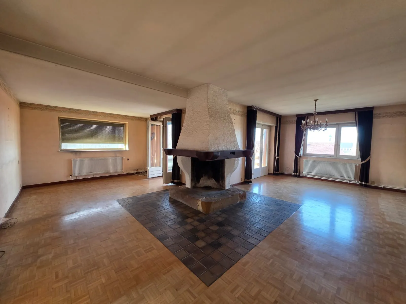 Maison familiale de 137m² avec vue à Altkirch, garage et terrasse 