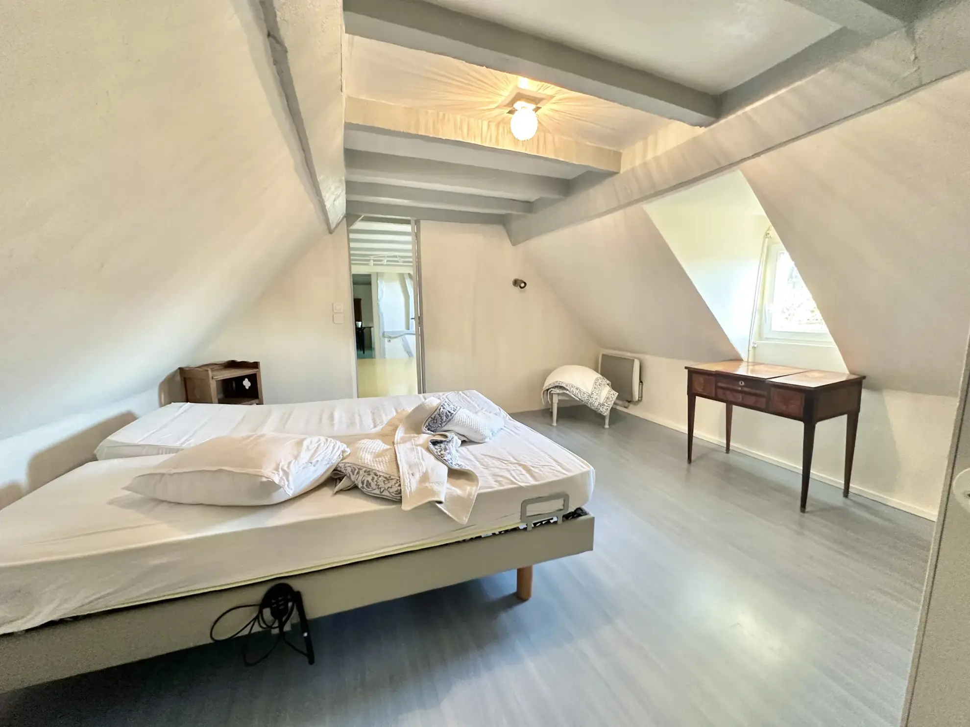 Longère à vendre dans la région de Rouen, 3 chambres, jardin clos, garage – Opportunité à saisir 