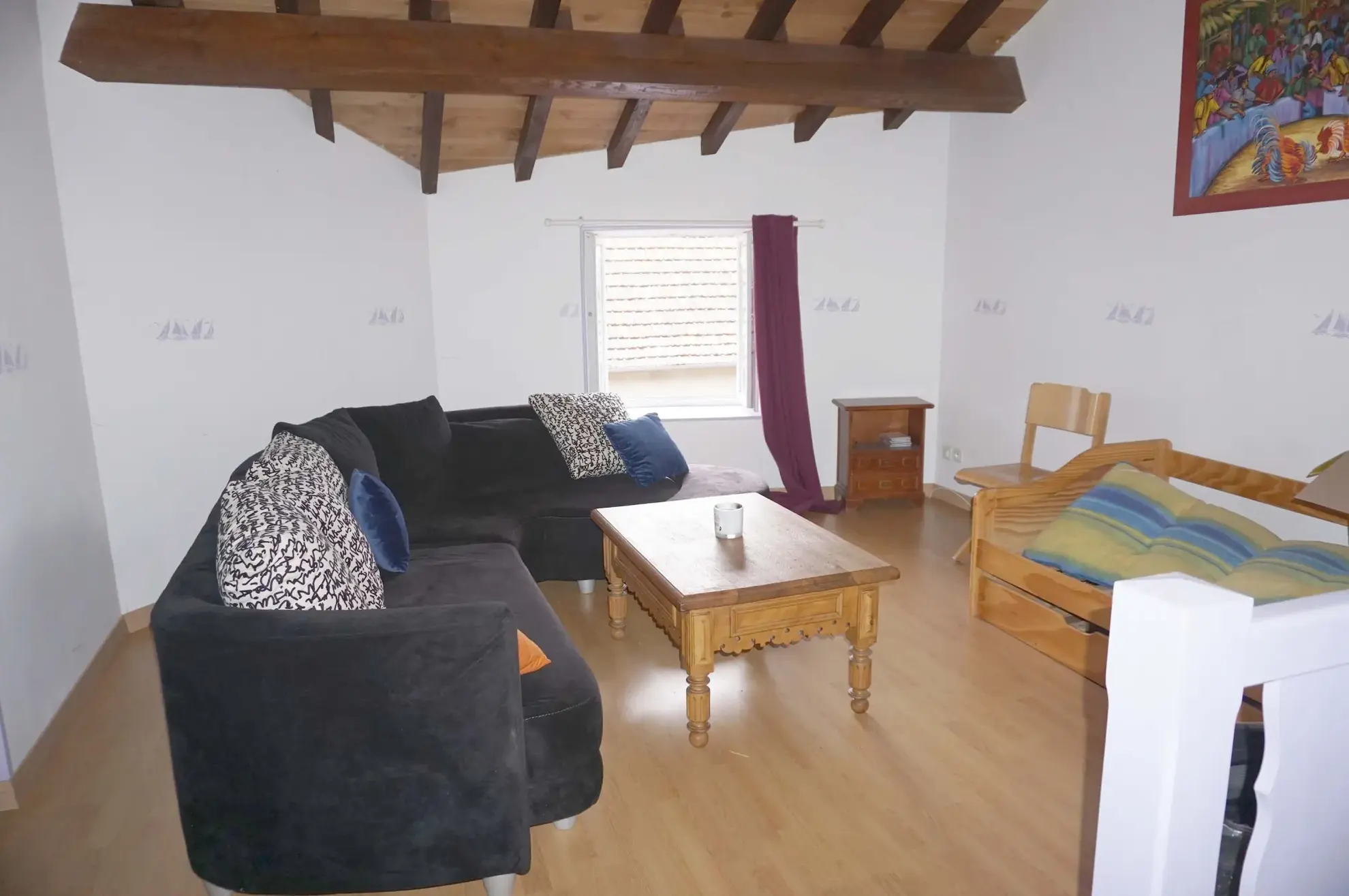 Ensemble immobilier à Matour avec commerce et appartement en duplex 