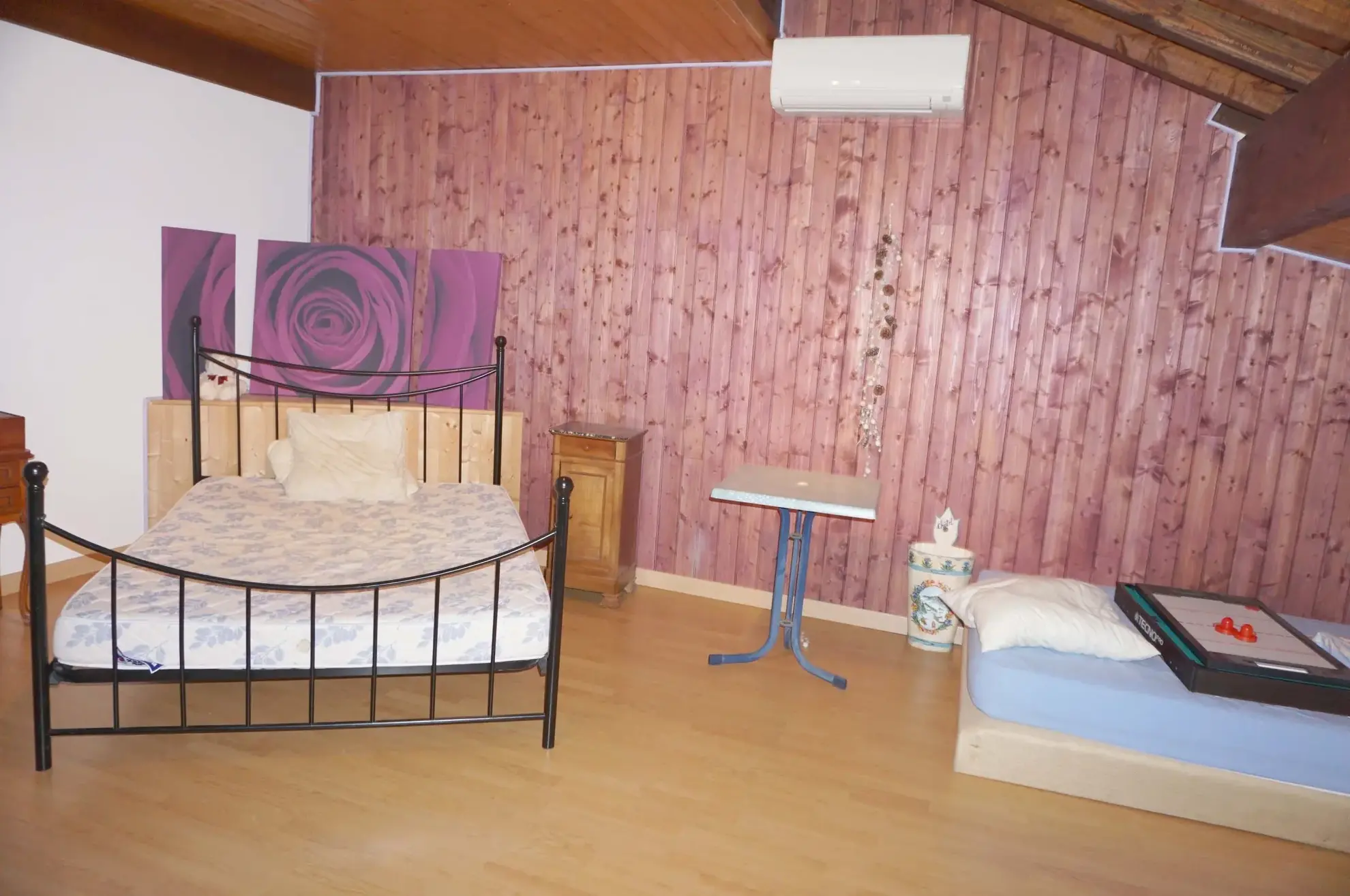 Ensemble immobilier à Matour avec commerce et appartement en duplex 