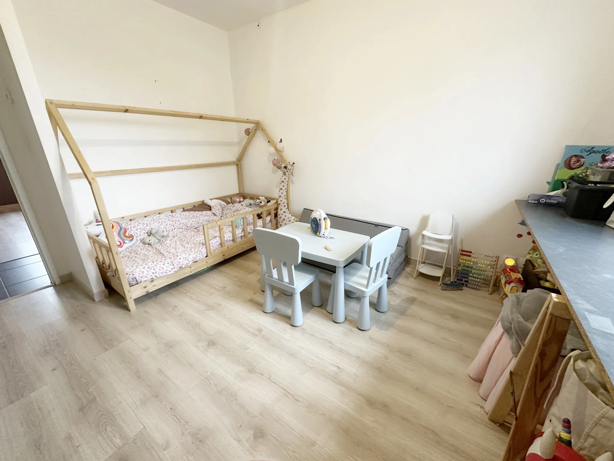 Maison de plain-pied à Grézillé, modernité et confort au cœur de la Loire-Authion 