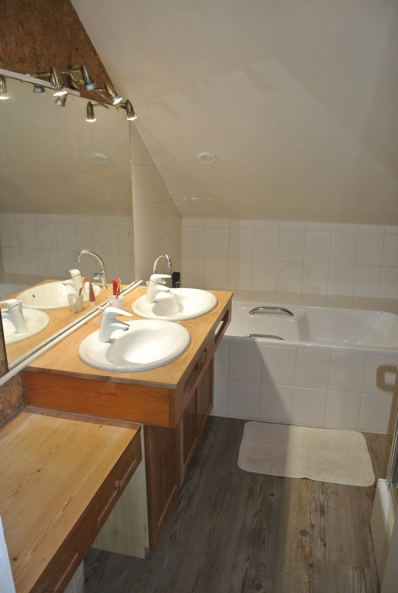 Maison lumineuse avec garage et jardin à Marmande, prête à vivre 