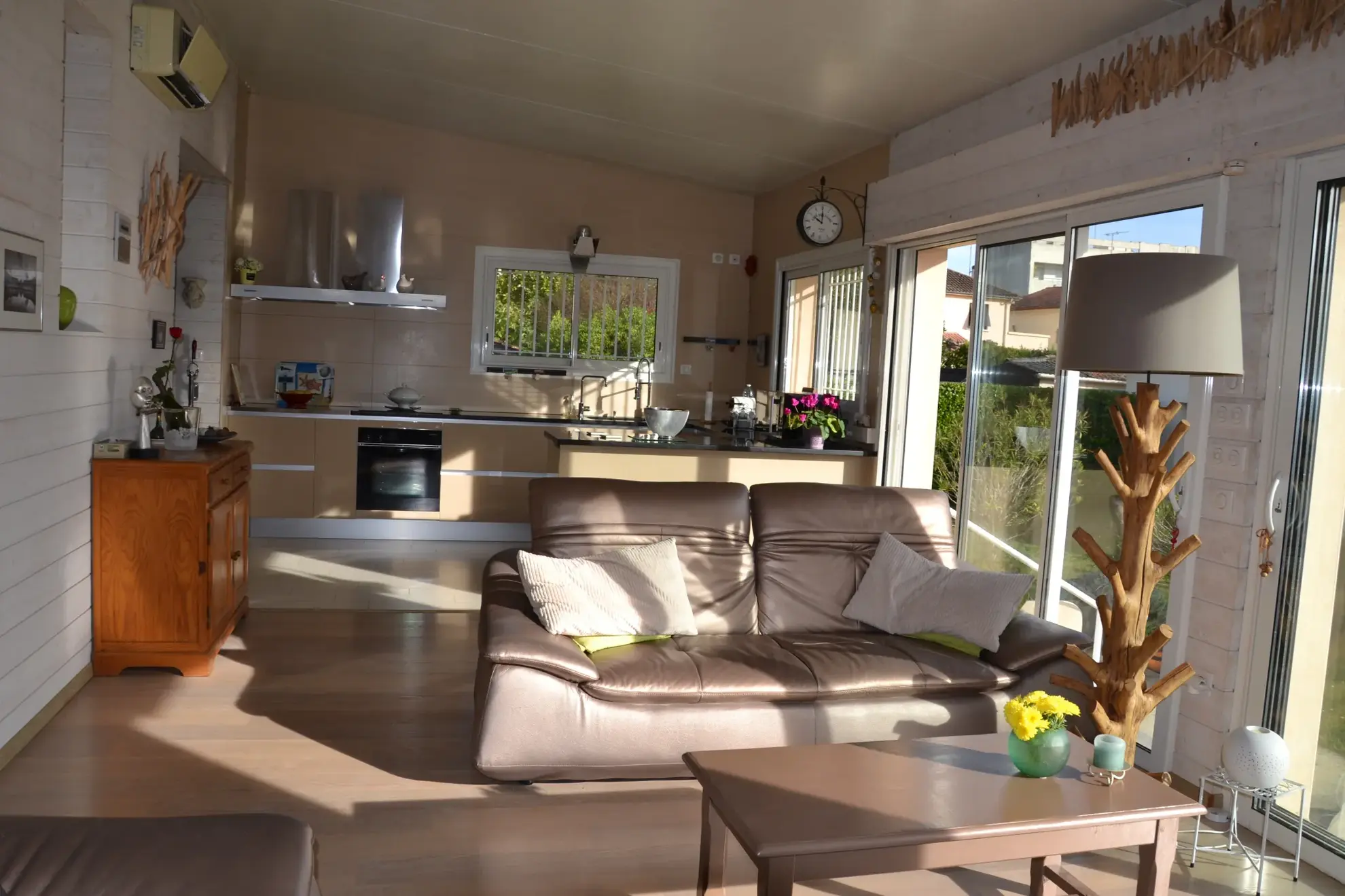 Maison lumineuse avec garage et jardin à Marmande, prête à vivre 