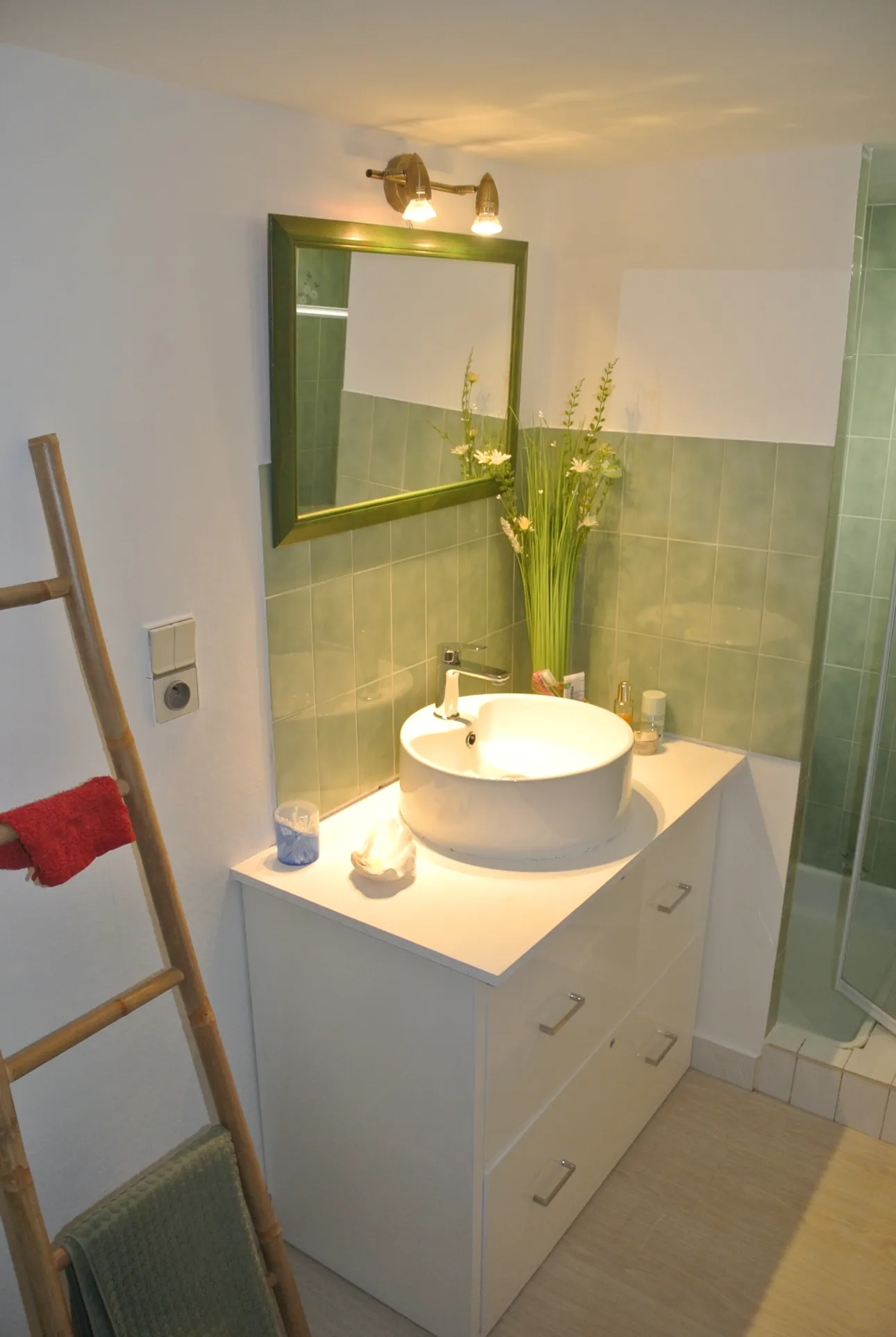 Maison lumineuse avec garage et jardin à Marmande, prête à vivre 