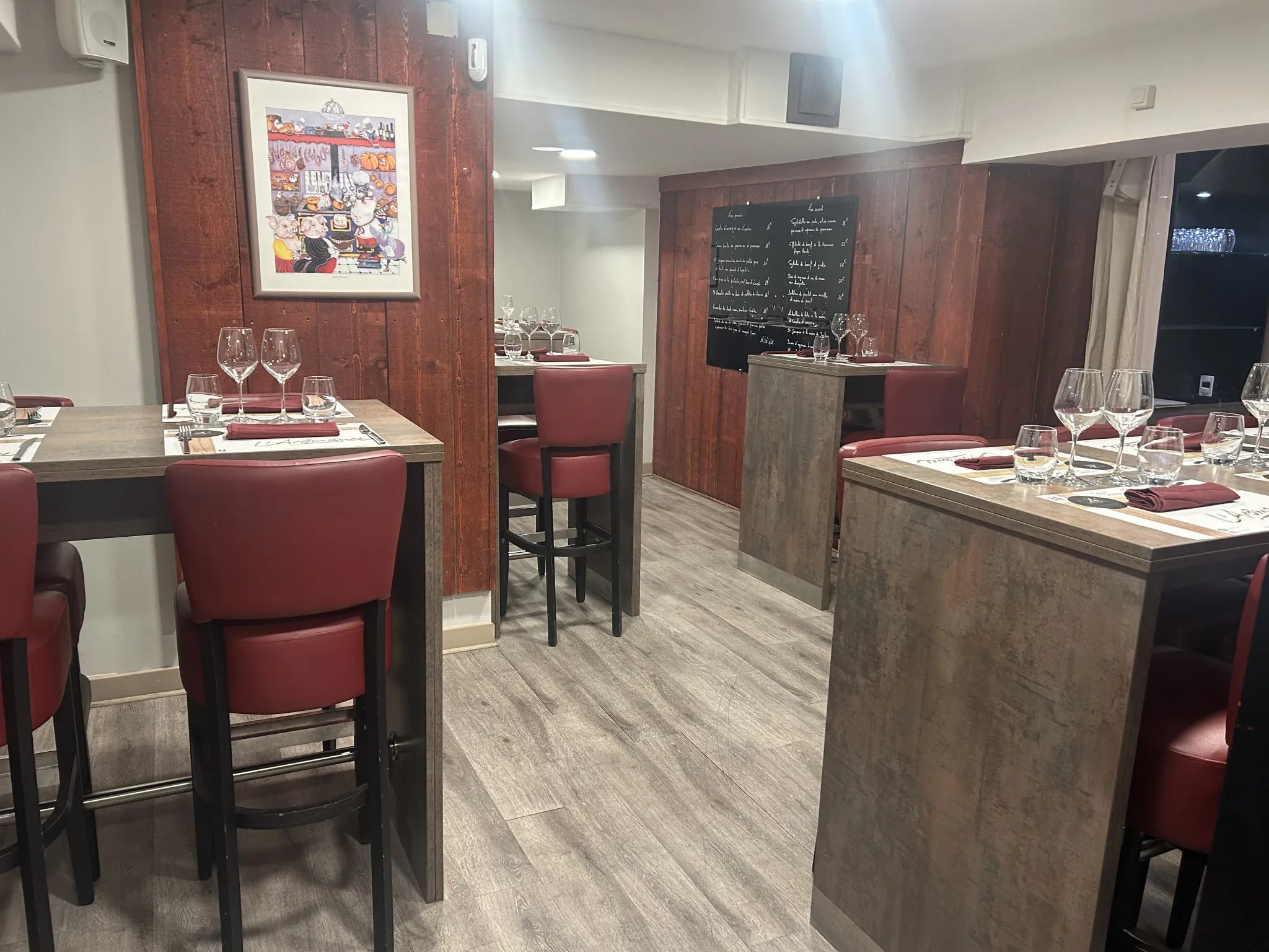 Fonds de commerce de restauration à vendre en centre-ville d'Épinal 