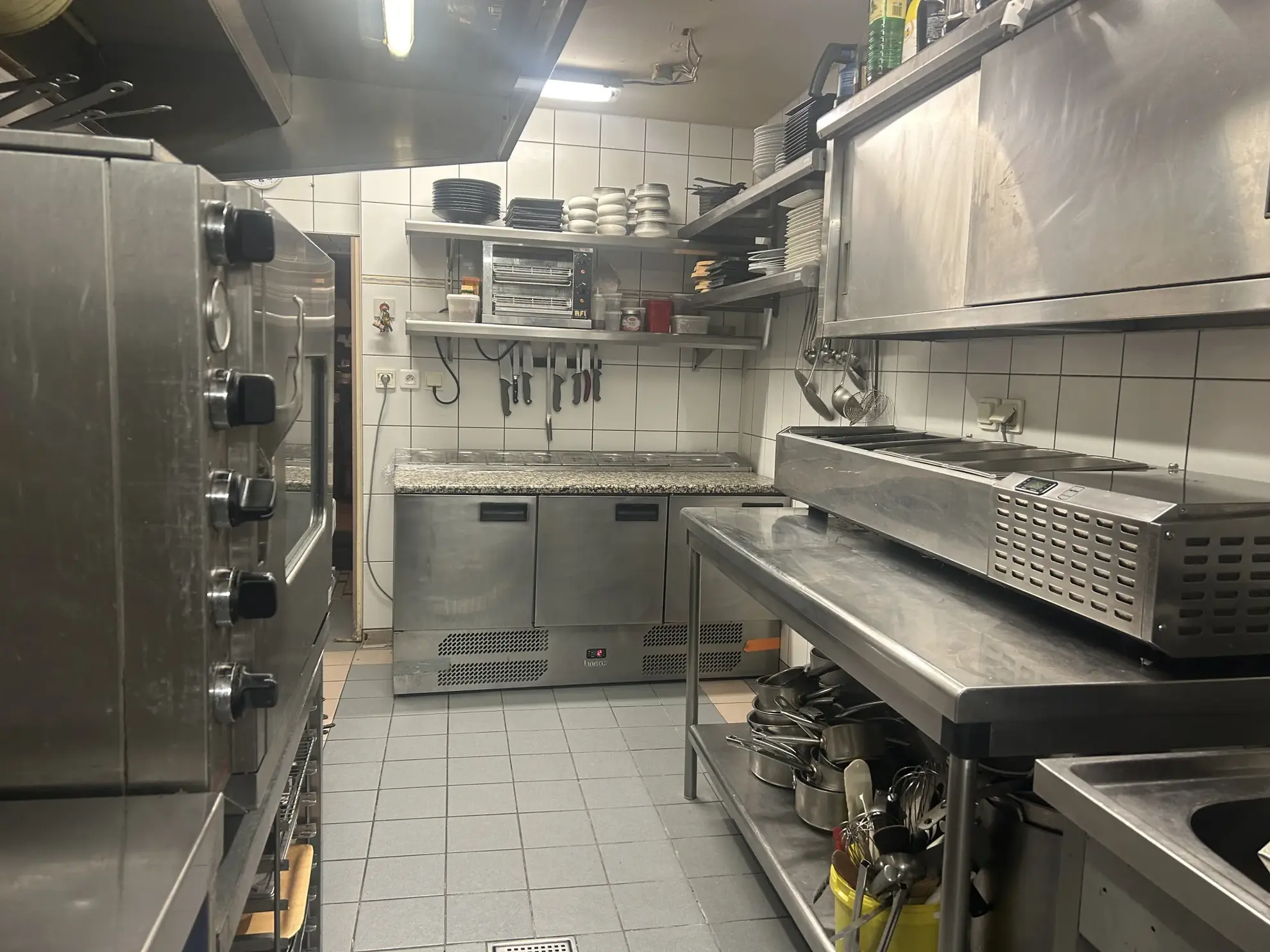 Fonds de commerce de restauration à vendre en centre-ville d'Épinal 