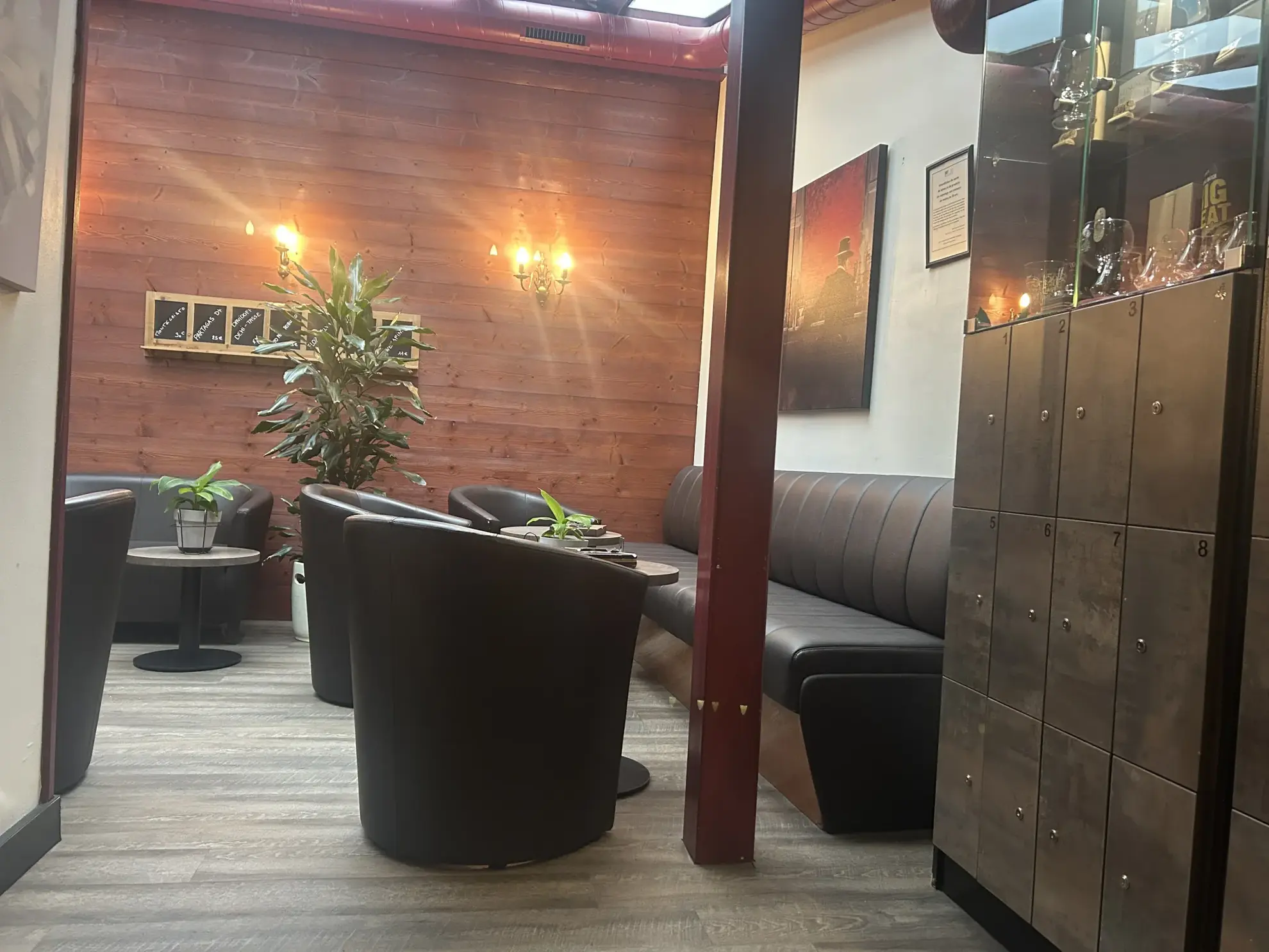 Fonds de commerce de restauration à vendre en centre-ville d'Épinal 