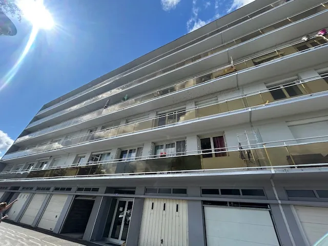Appartement T4 avec balcon, garage et cave à Firminy - Investissement ou résidence principale 