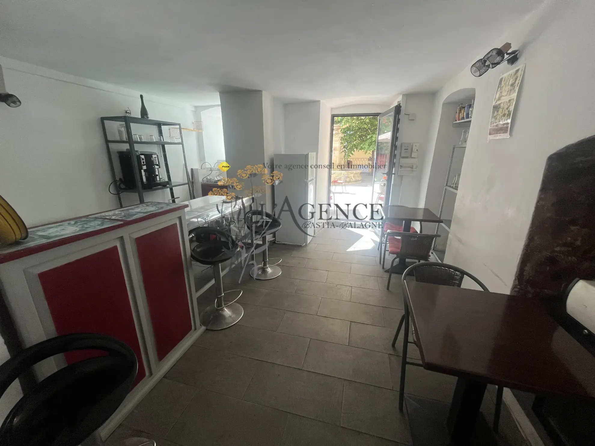 À vendre murs commerciaux Bastia proche du vieux port, 29,77 m² 