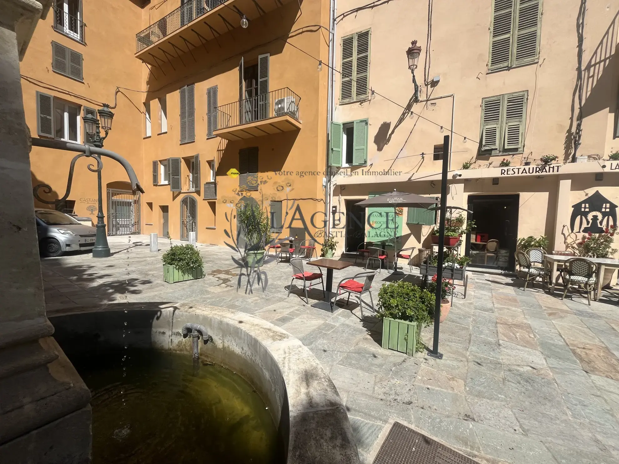 À vendre murs commerciaux Bastia proche du vieux port, 29,77 m² 
