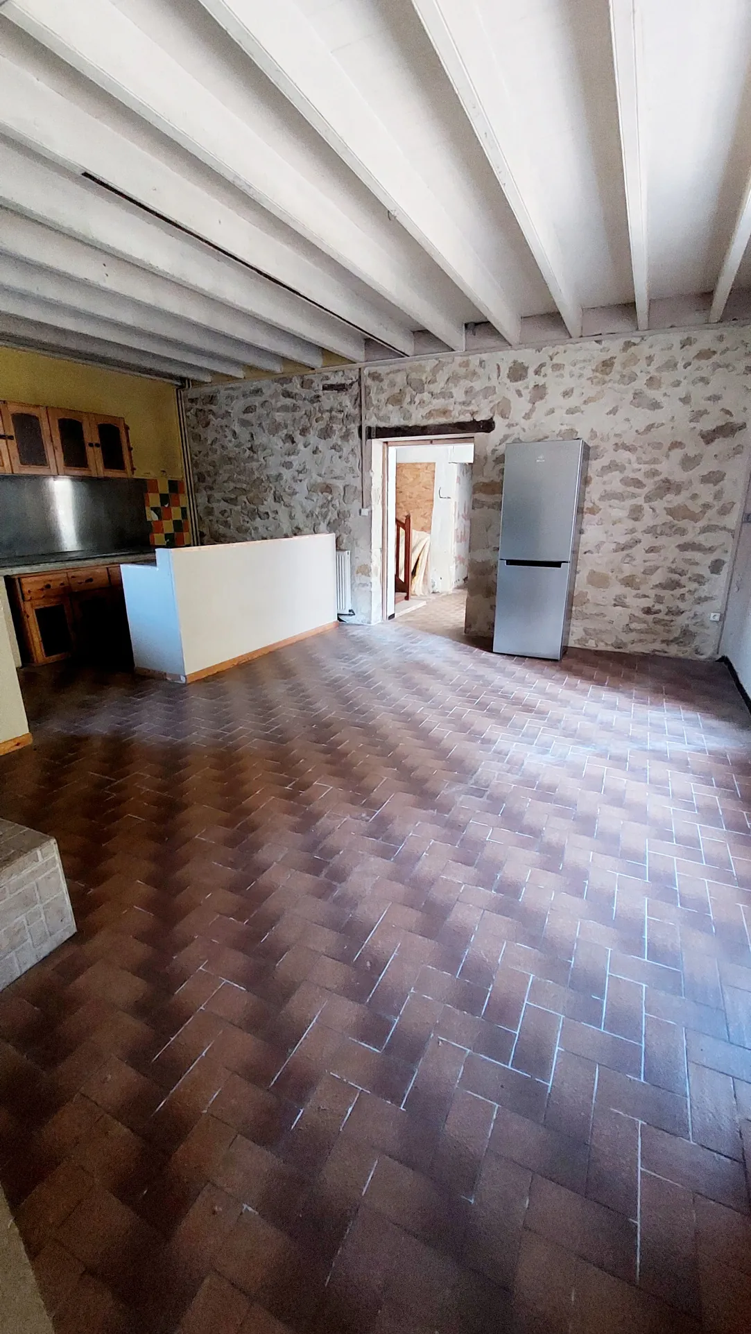 Villa ancienne de 228 m² avec dépendances et jardin près de La Réole 