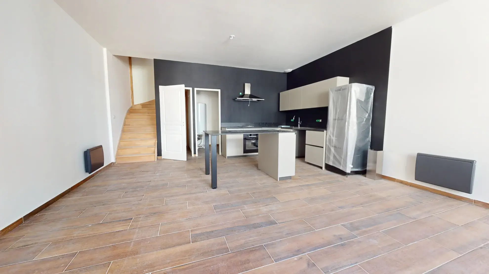 Bel appartement triplex de 140 m² avec 3 chambres à Byans-sur-Doubs