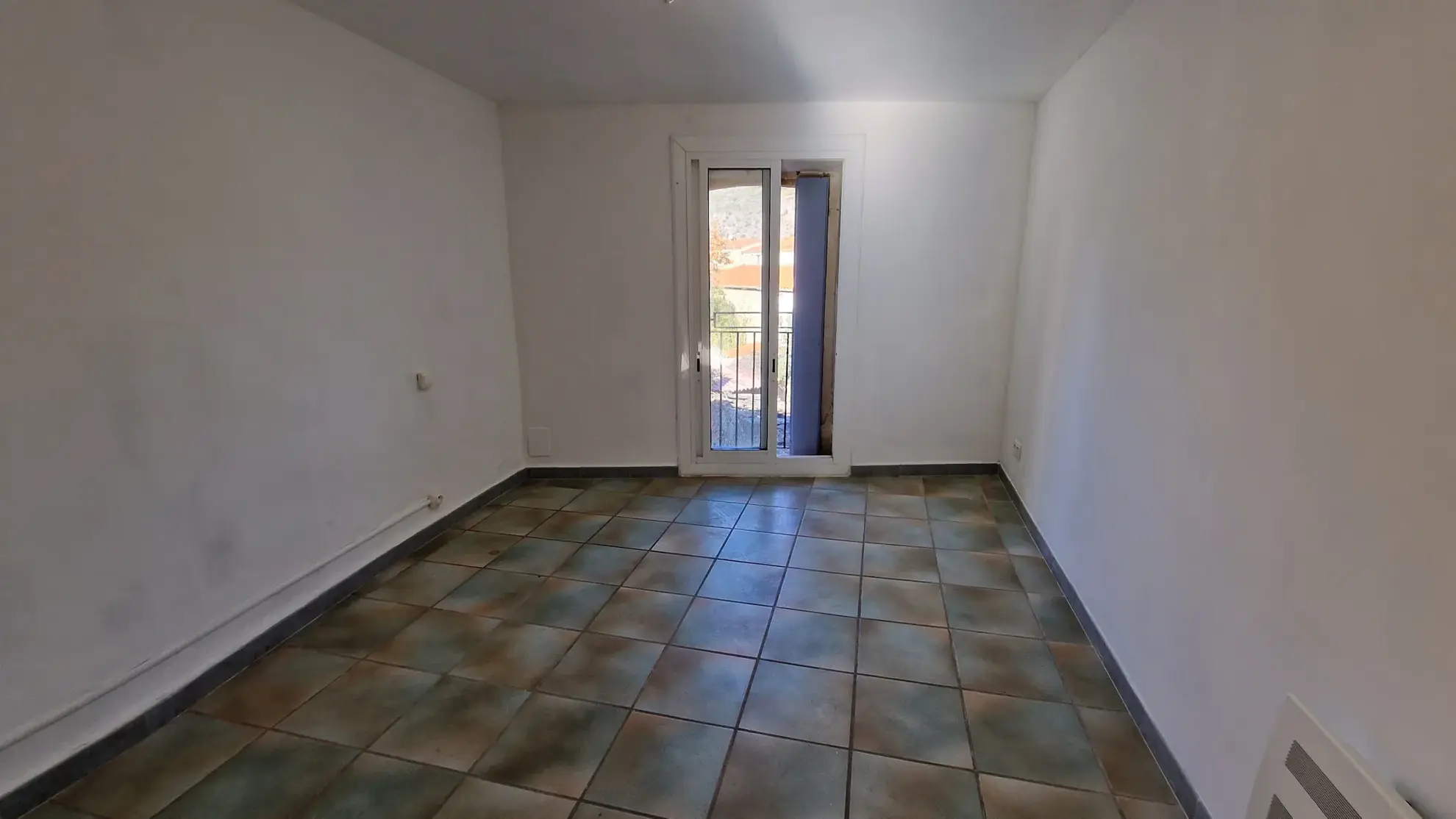 Immeuble de rapport à vendre à Latour-de-France - Opportunité investisseur 