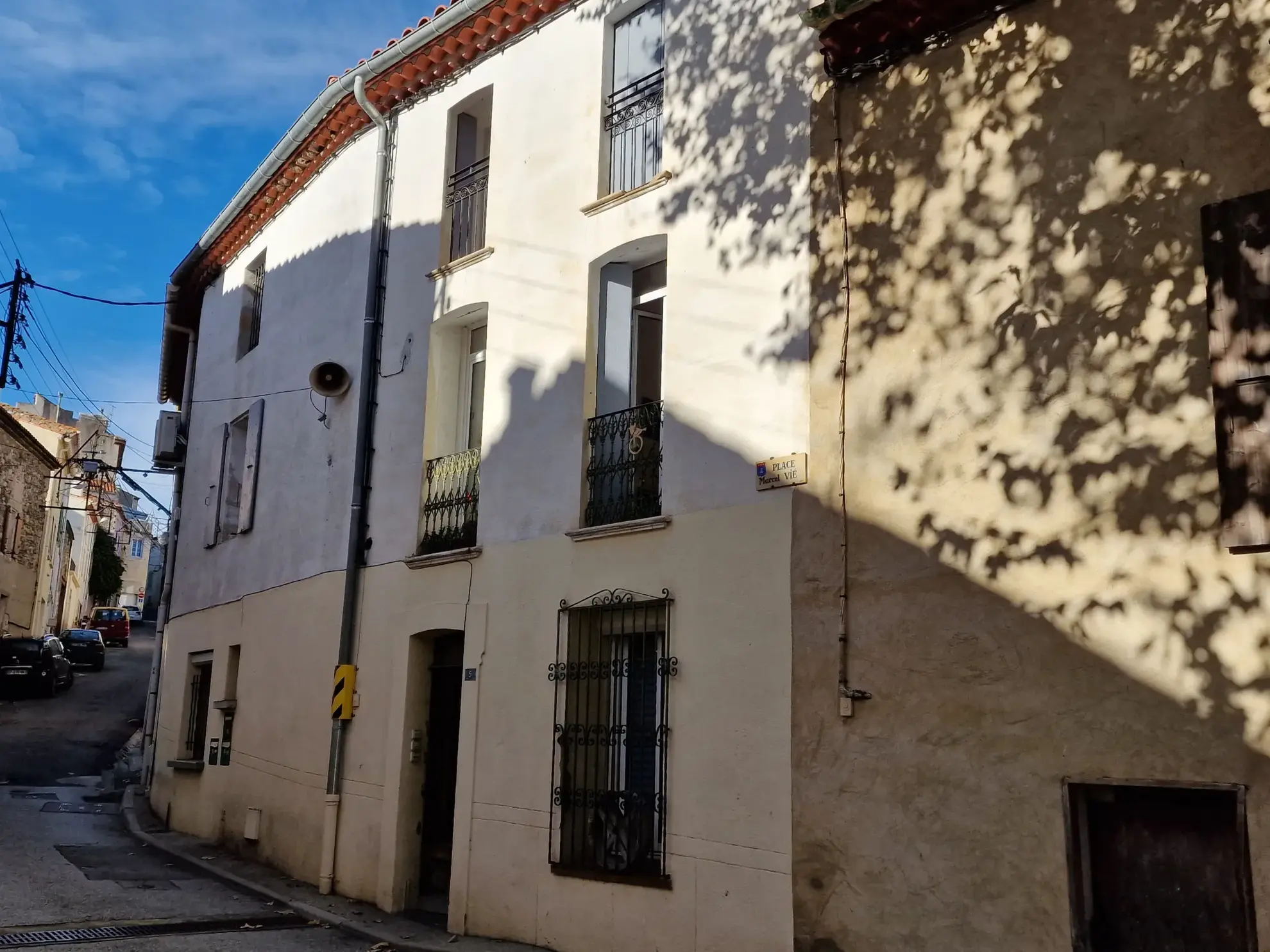 Immeuble de rapport à vendre à Latour-de-France - Opportunité investisseur 