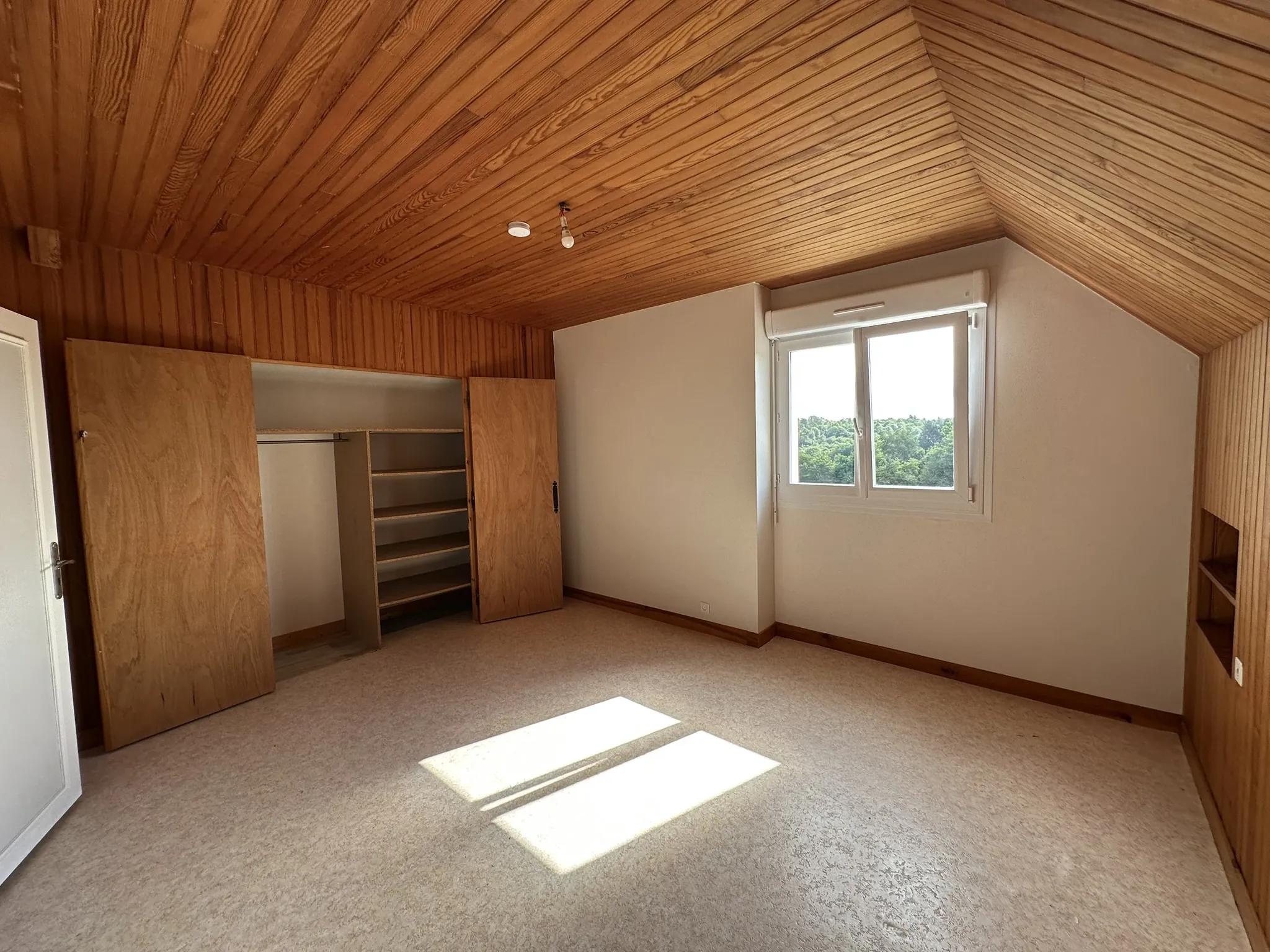 Maison de village à Baud - 125 m2, terrain de 2139 m2, 4 chambres 