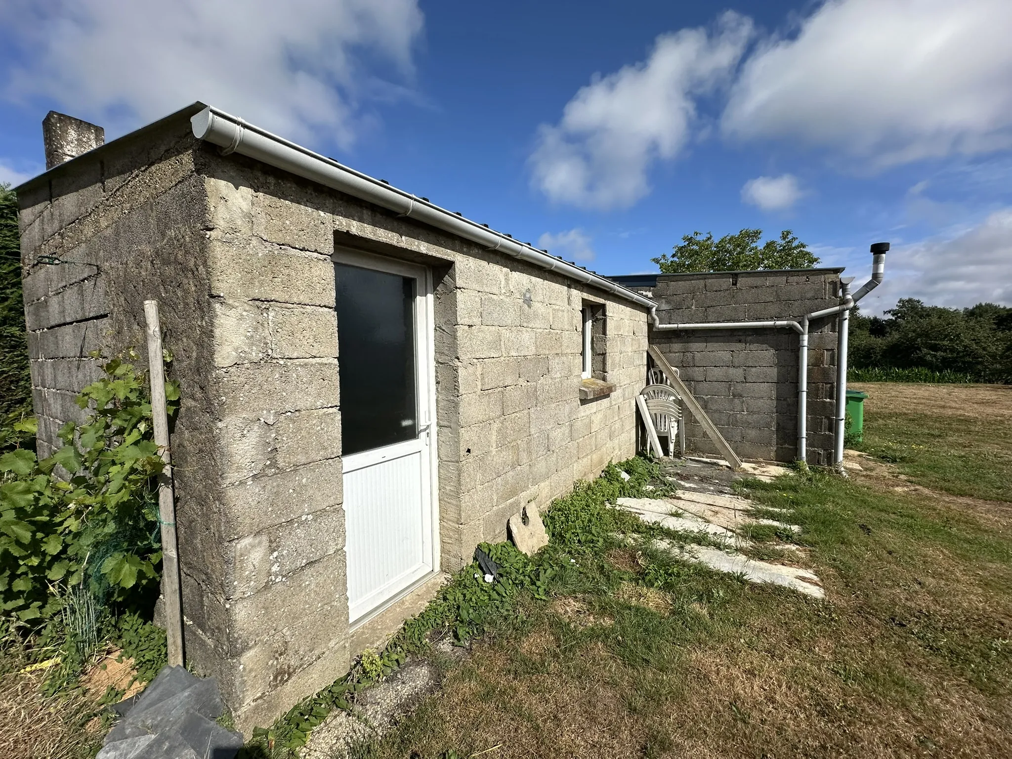 Maison de village à Baud - 125 m2, terrain de 2139 m2, 4 chambres 