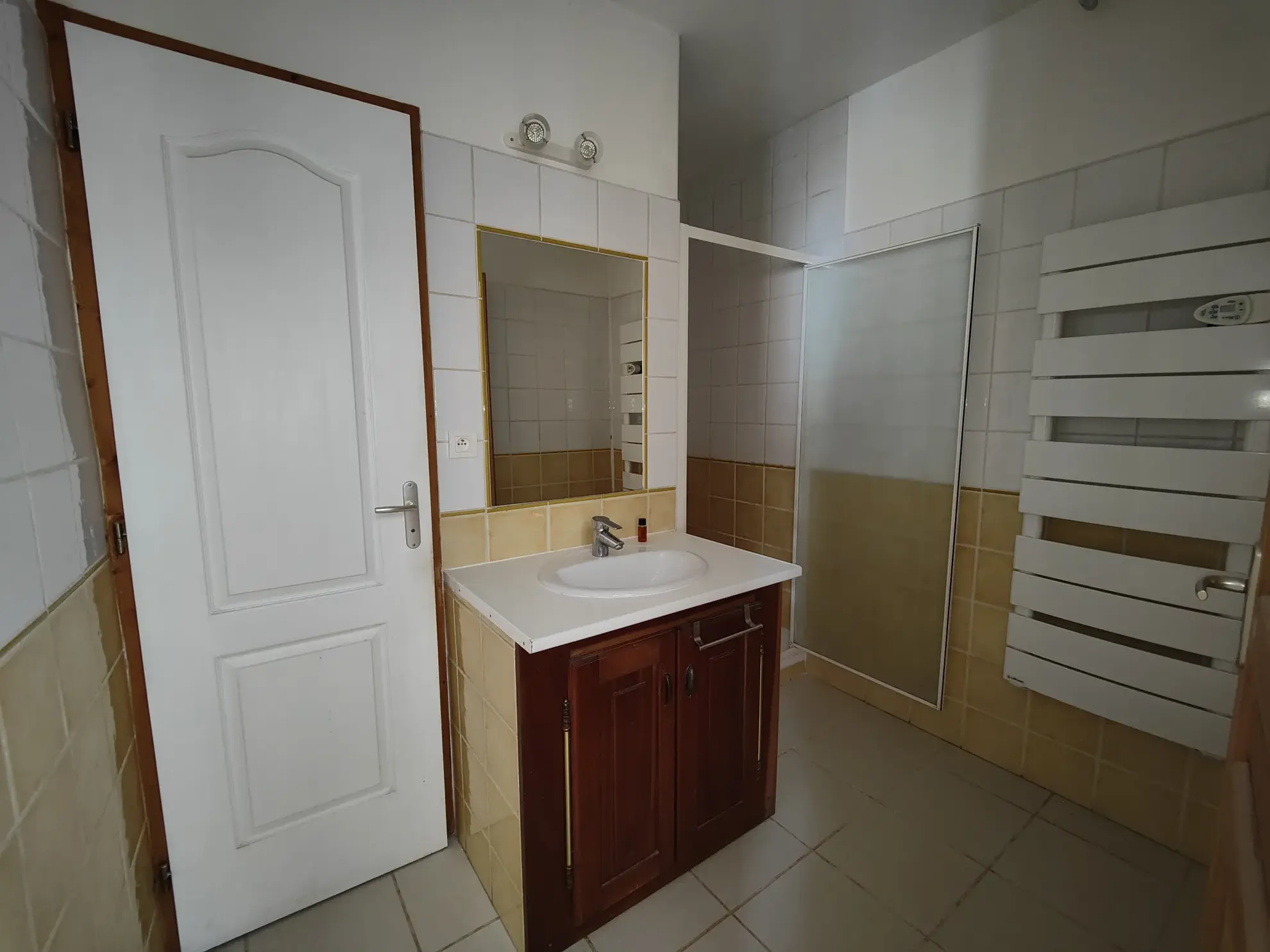 Immeuble à Joigny avec fort potentiel et aides à la rénovation 