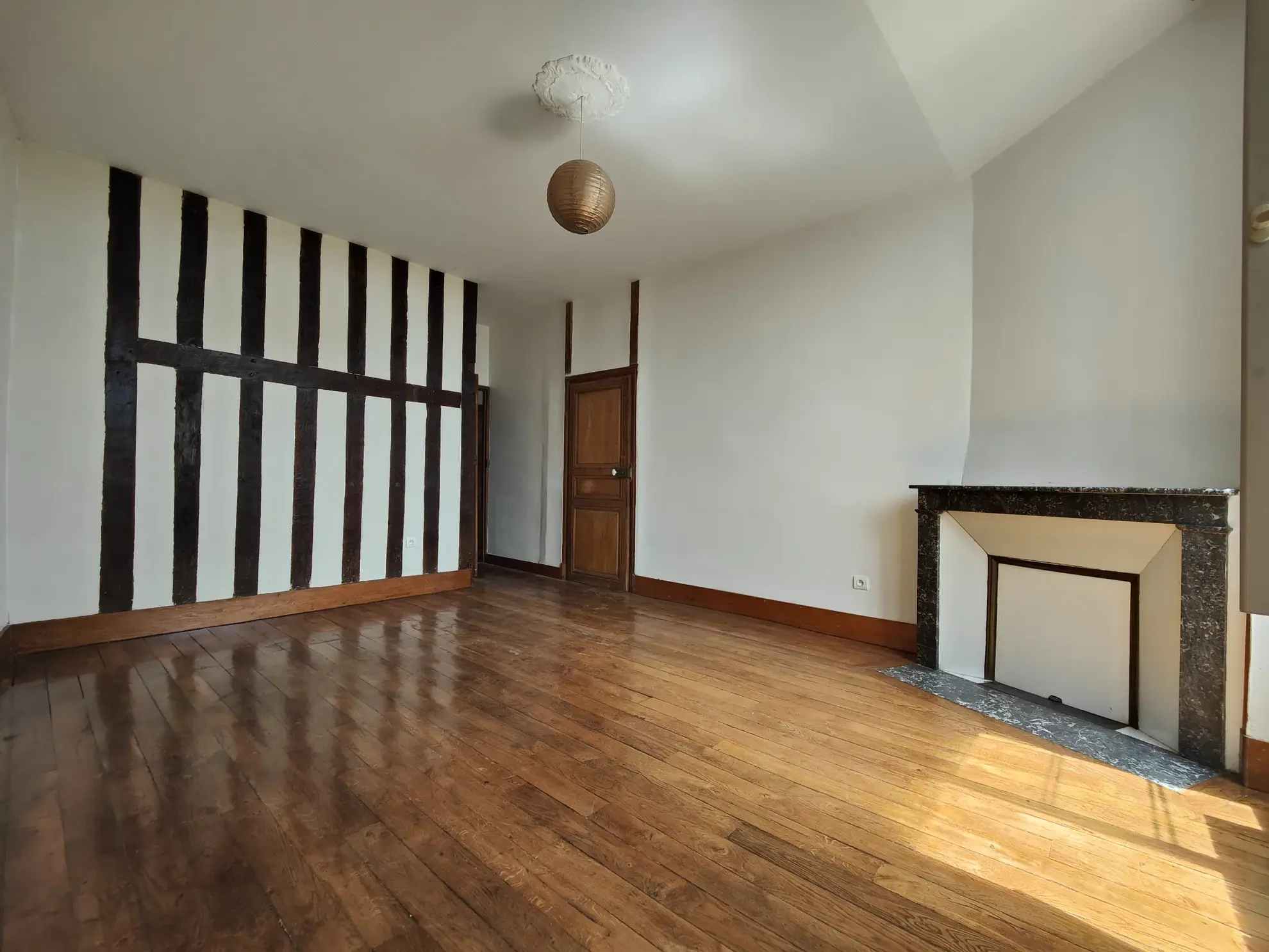 Immeuble à Joigny avec fort potentiel et aides à la rénovation 