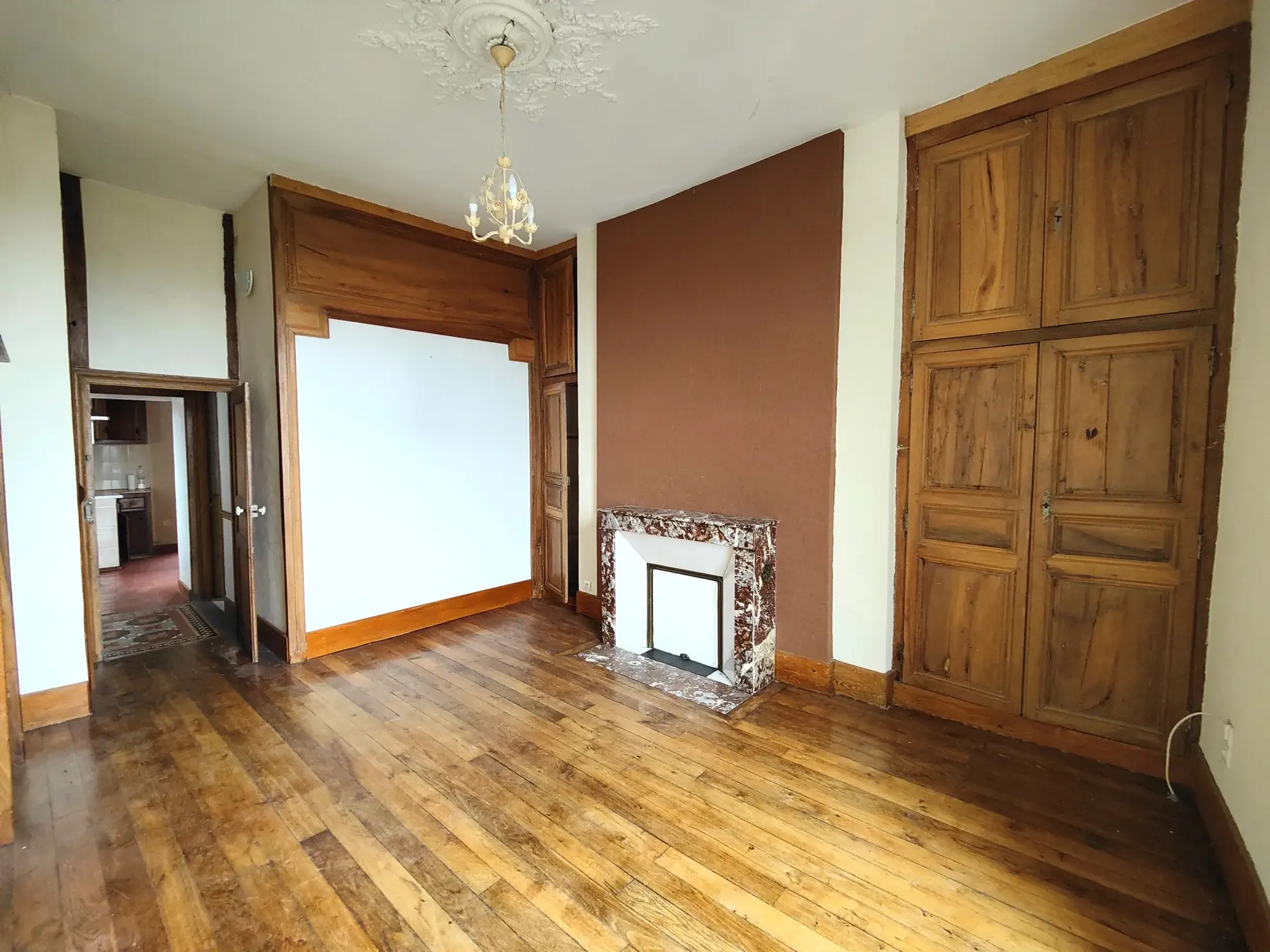 Immeuble à Joigny avec fort potentiel et aides à la rénovation 