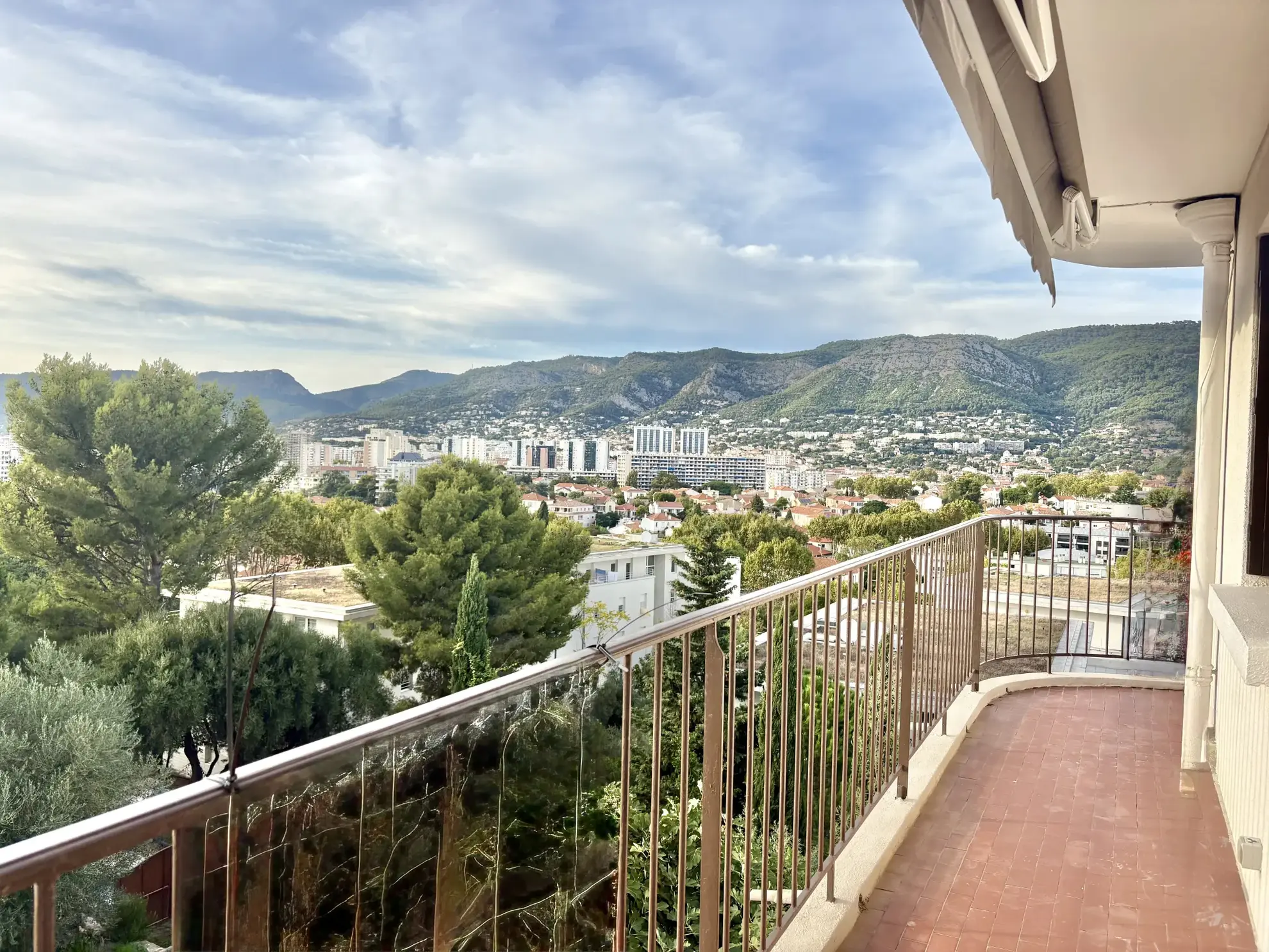 Appartement T3 avec cave et garage à Toulon, secteur Mourillon - Fort Lamalgue