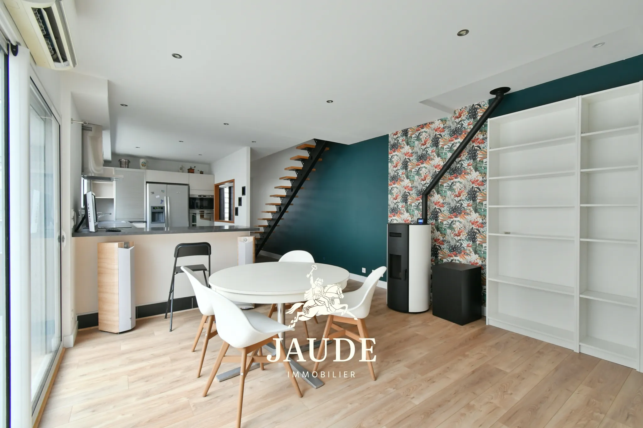 Maison récente de 105 m² avec terrasse et garage à Clermont-Ferrand 