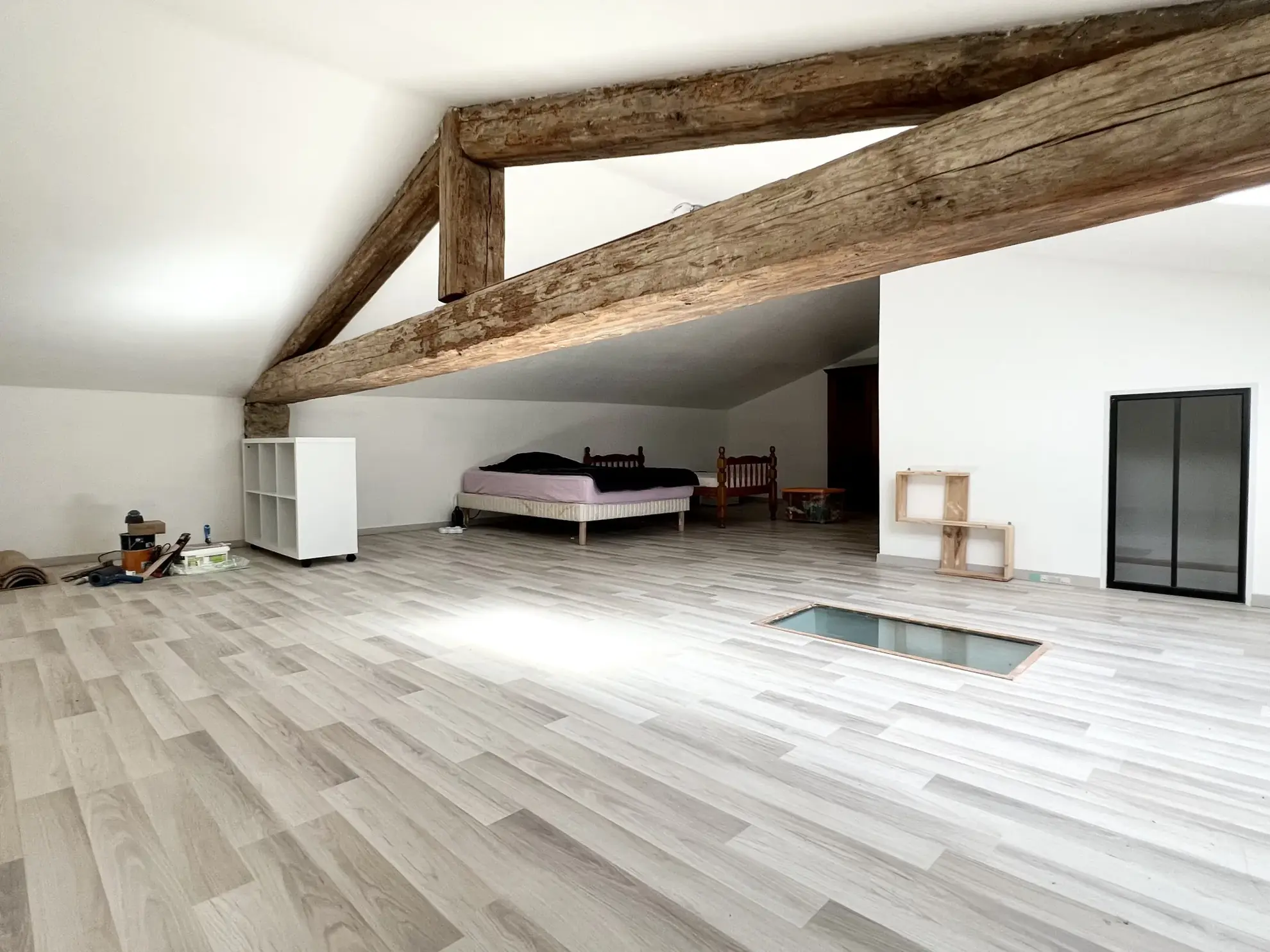 Maison de village rénovée de 150 m² à Aimargues, proximité des commodités 